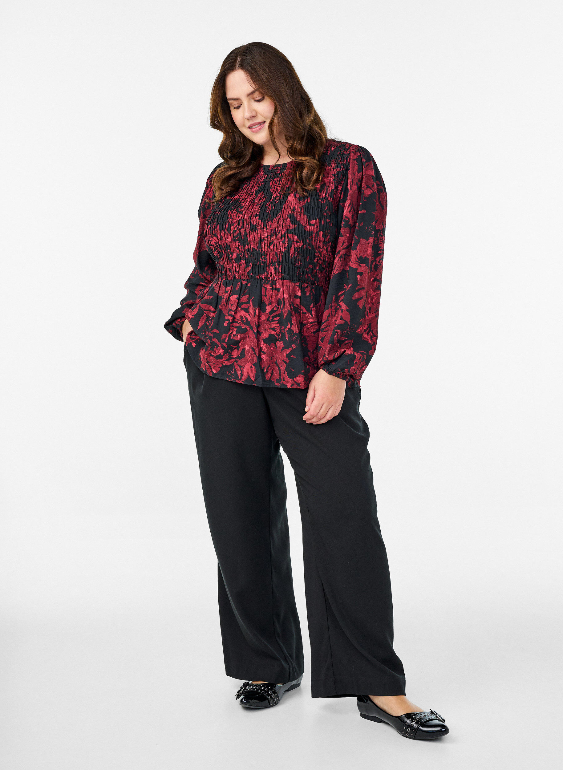 Zizzi Bluse mit Puff und langen &Auml;rmeln, Schwarz, Model image number 1