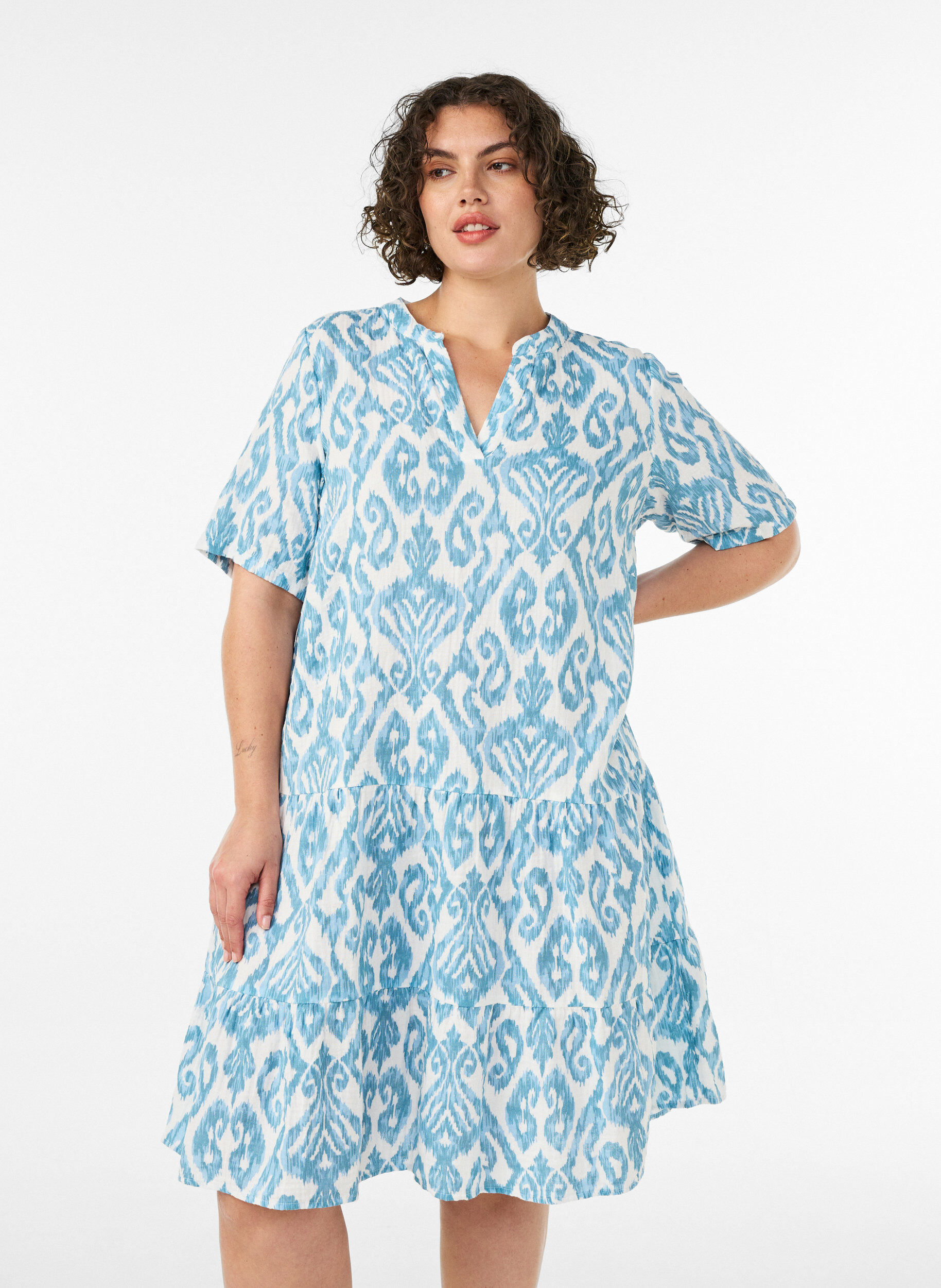 ZizziKurzes A-Linien-Kleid aus Baumwollmusselin, Vanille, Model image number 0