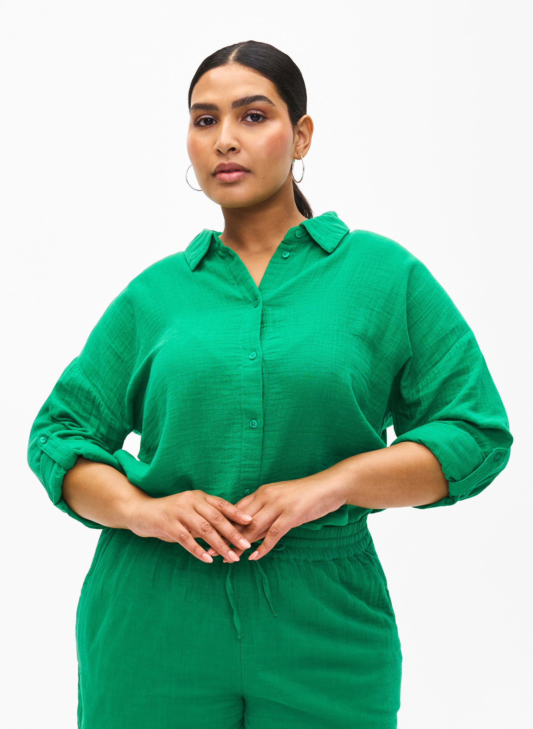 Zizzi Hemd mit Kragen aus Baumwoll-Musselin, Jolly Green, Model image number 0