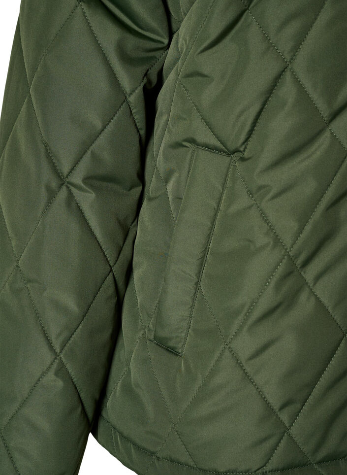 Leicht wattierte Jacke mit Rautensteppung, Gr&uuml;n, Packshot image number 3