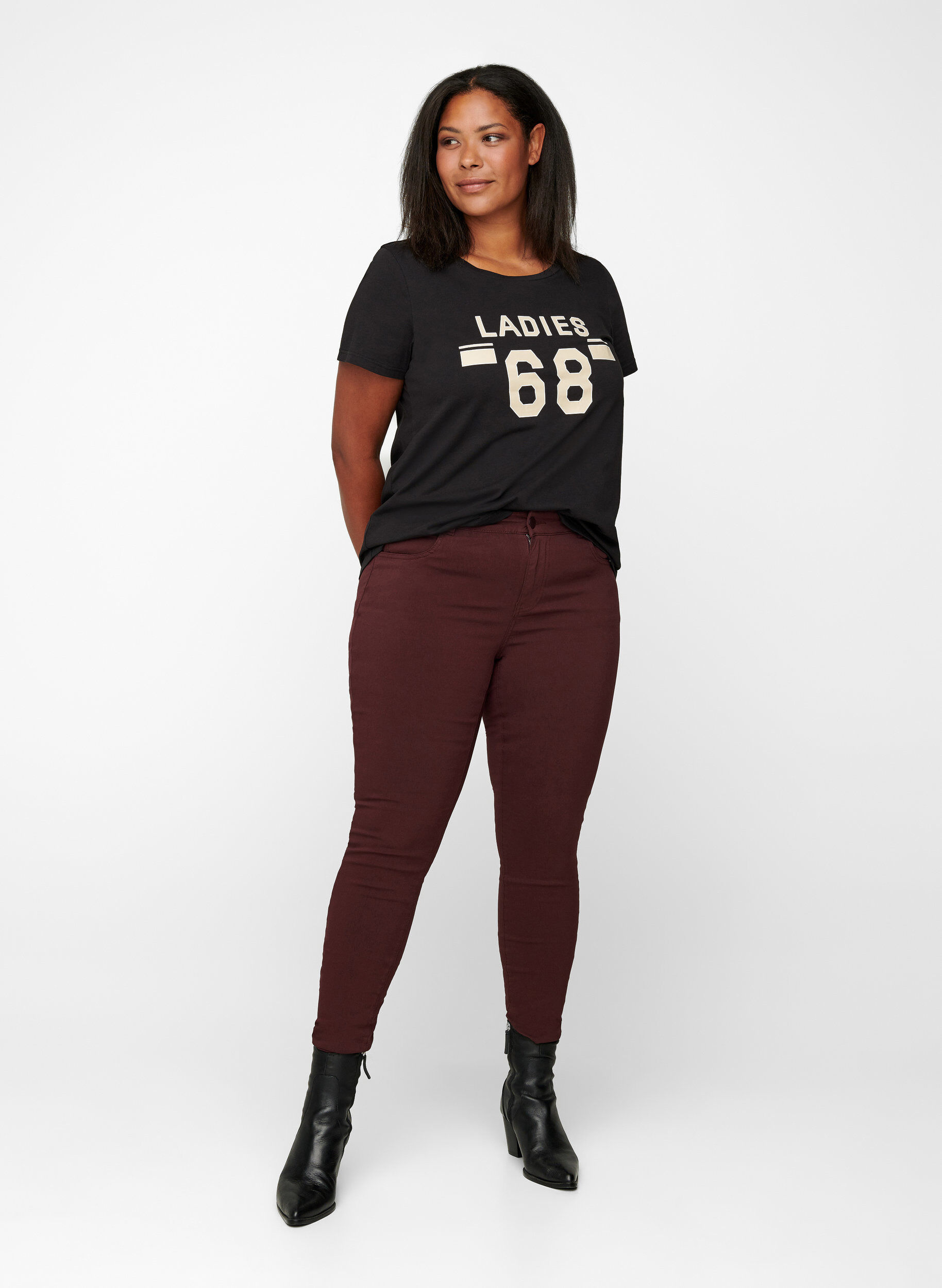 ZizziSlim Fit Hose mit Hosentaschen, Dunkles Bordeaux, Model image number 1