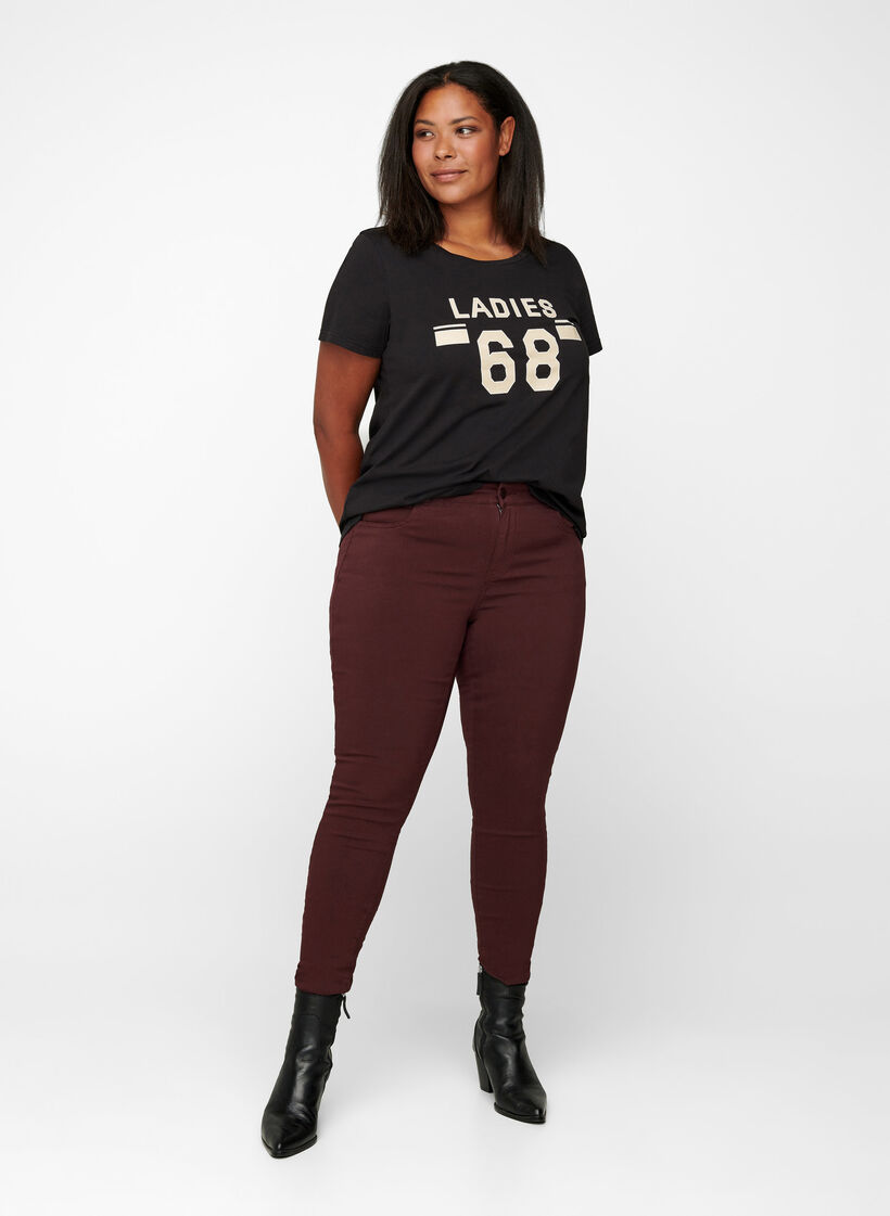 Slim Fit Hose mit Hosentaschen, Dunkles Bordeaux, Model image number 1