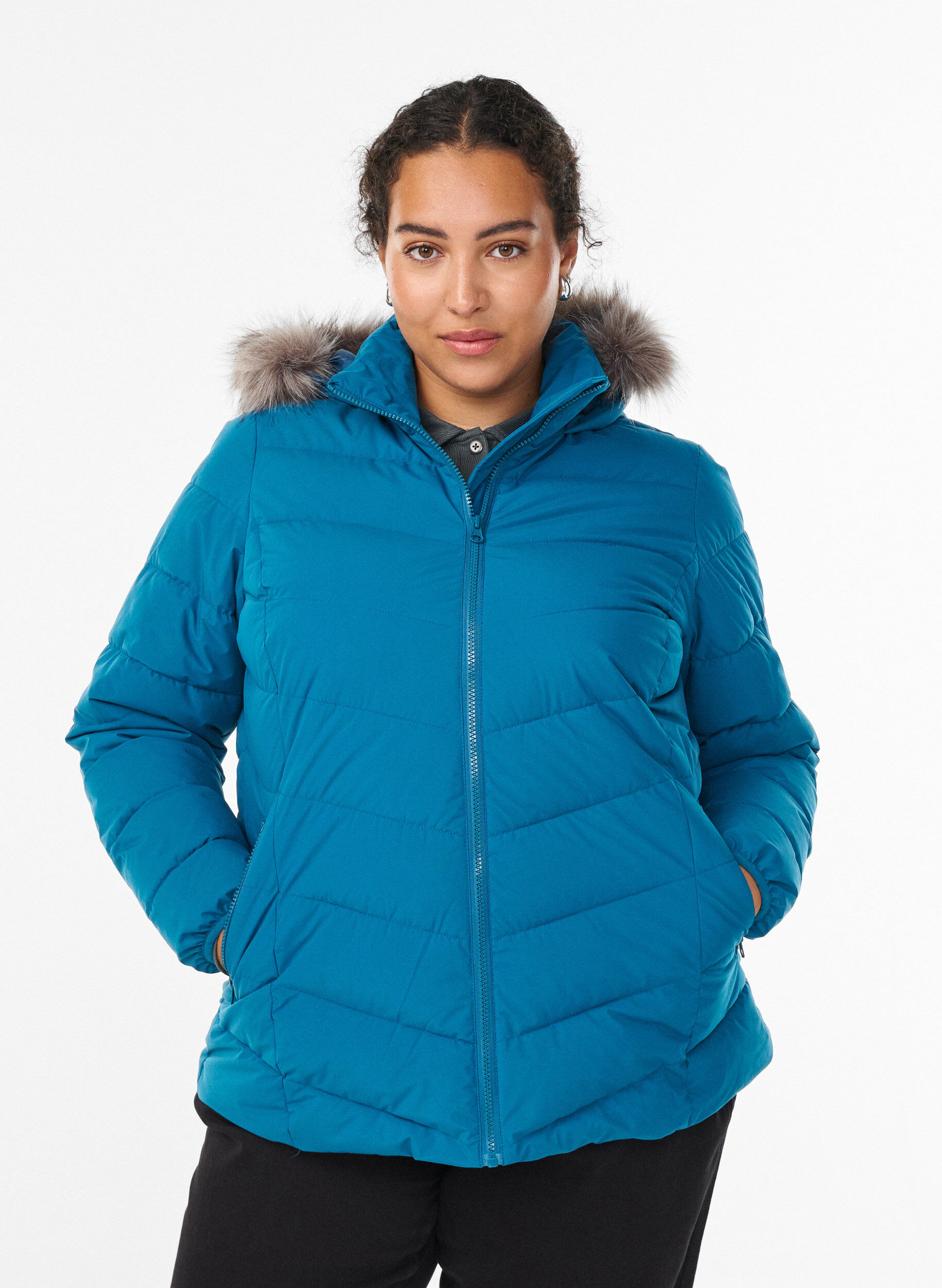 Kurze Steppjacke mit Kapuze, Petrol, Model
