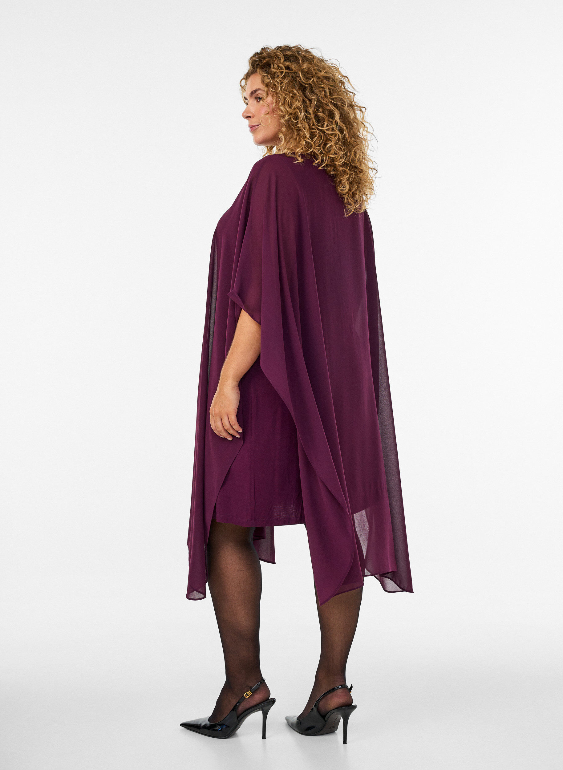 ZizziKurzes Chiffonkleid mit V-Ausschnitt, Lila, Model image number 1