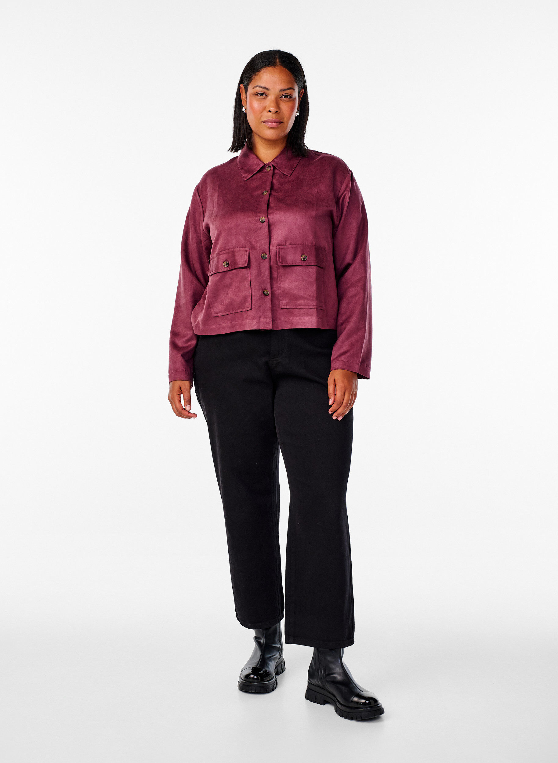 Zizzi Kurze Jacke aus Wildlederimitat mit Taschen, Rot, Model image number 1