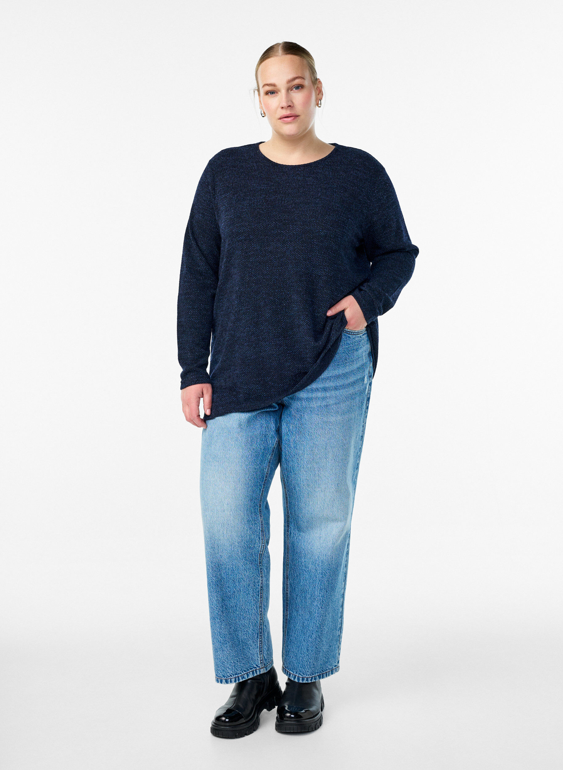 Zizzi Lang&auml;rmelige Bluse mit Struktur, Blau, Model image number 1