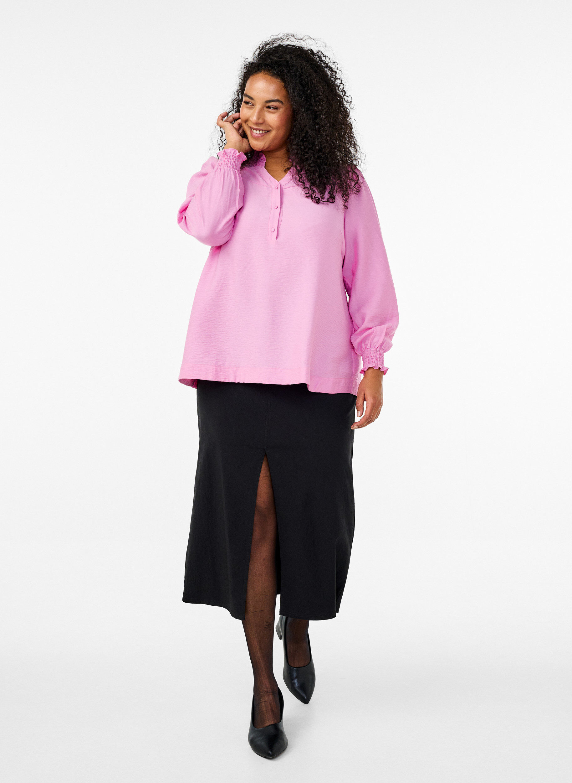 Zizzi Bluse mit R&uuml;schenkragen, Pink, Model image number 1