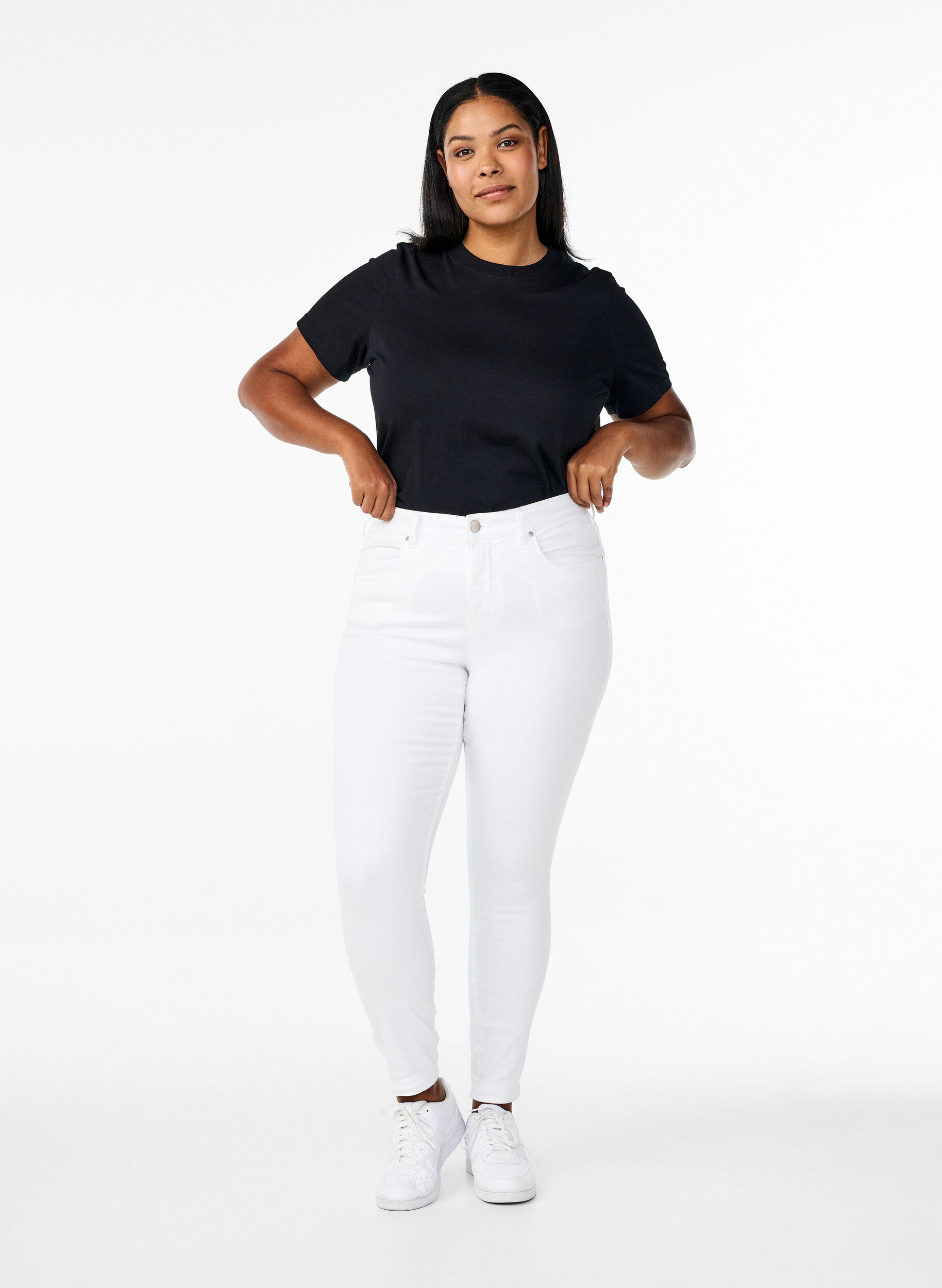 Super Slim Amy Jeans mit hoher Taille, White, Model
