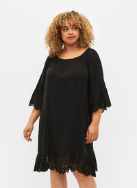 Kleid aus Baumwolle mit Broderie Anglaise, Black, Model
