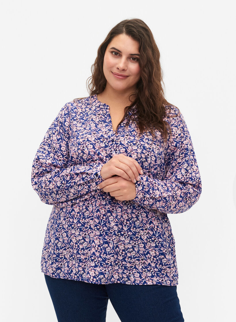 FLASH - Lang&auml;rmelige Bluse mit Print, Strong Blue Flower, Model image number 0