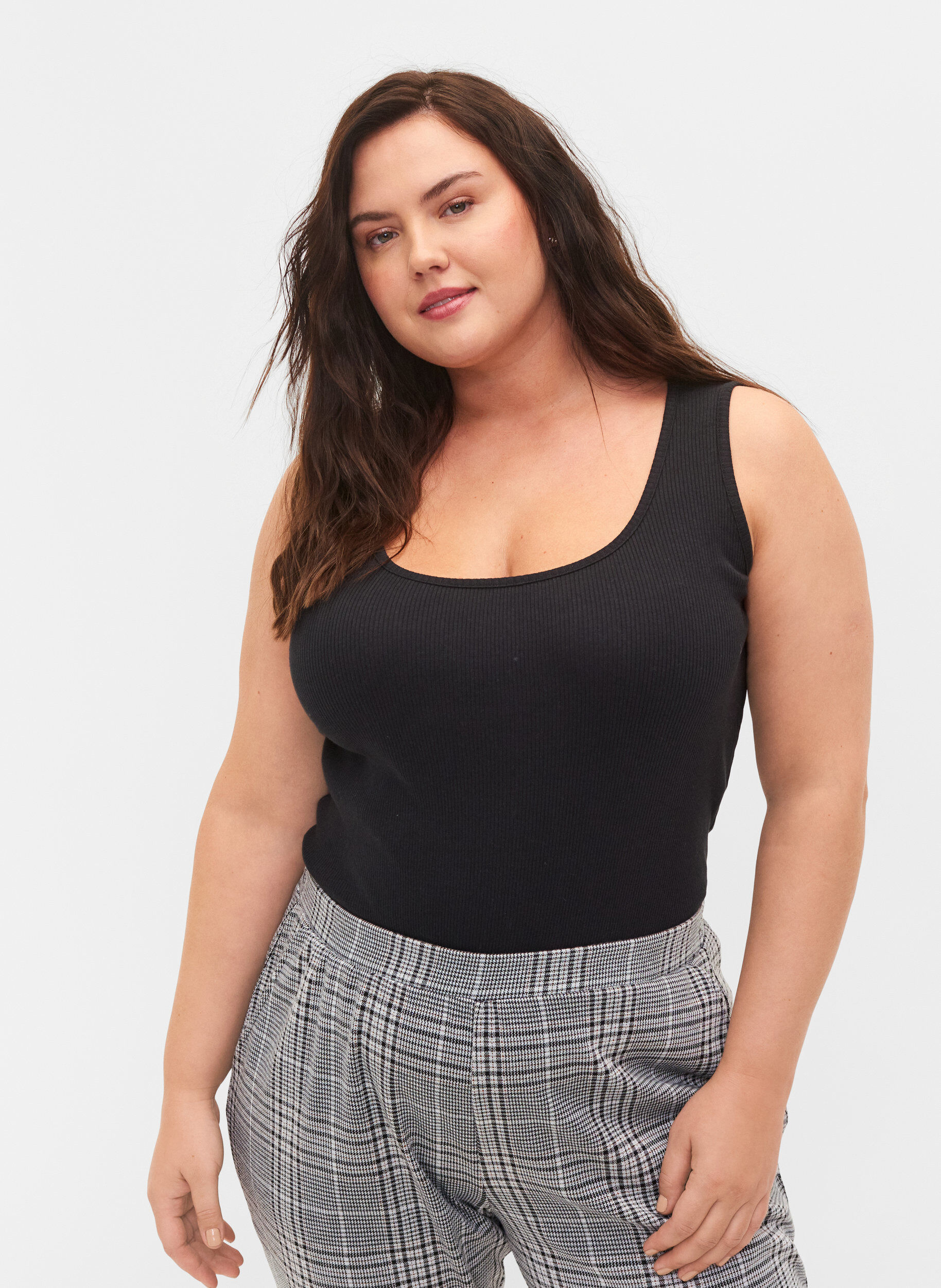 Zizzi 2er-Pack Basic Tanktop in Ripp Optik., Black/Bright White, Model image number 0