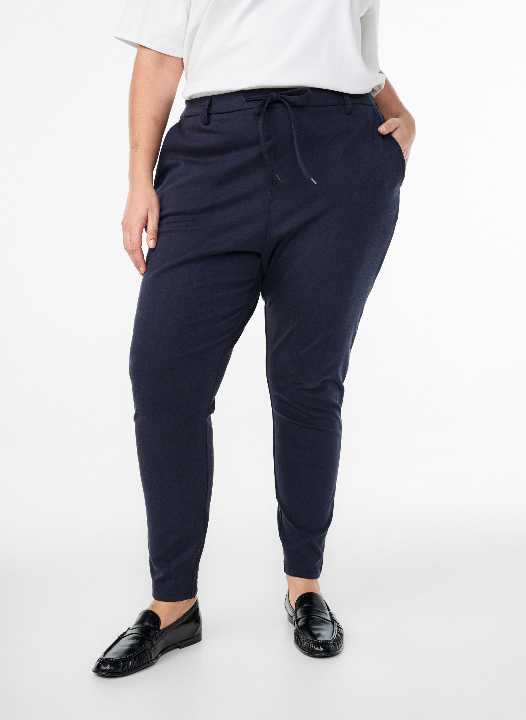 Zizzi Gek&uuml;rzte Maddison Hose, Blau, Model image number 2