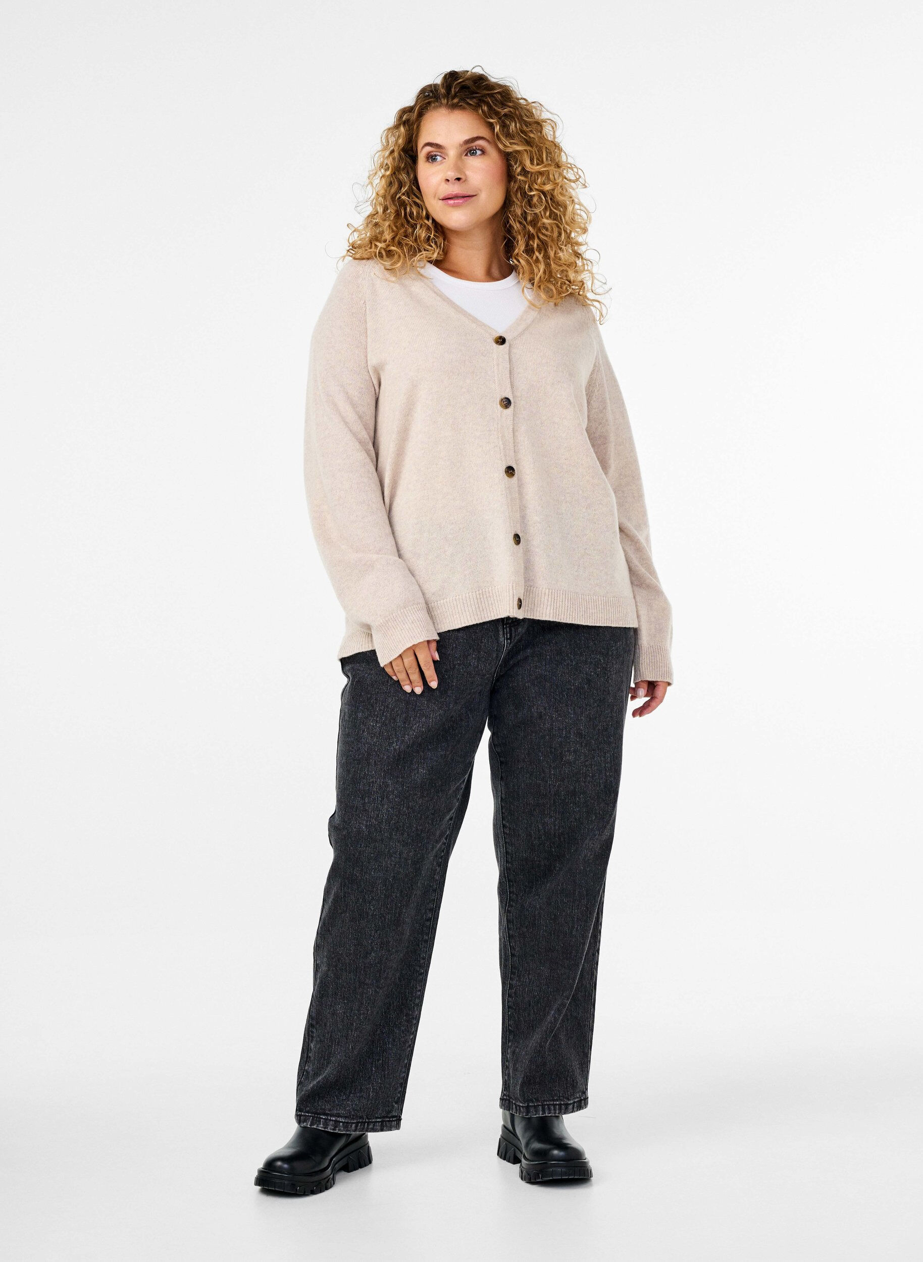 Zizzi Strickjacke aus Merinowolle, Pumice Stone Mel., Model image number 2
