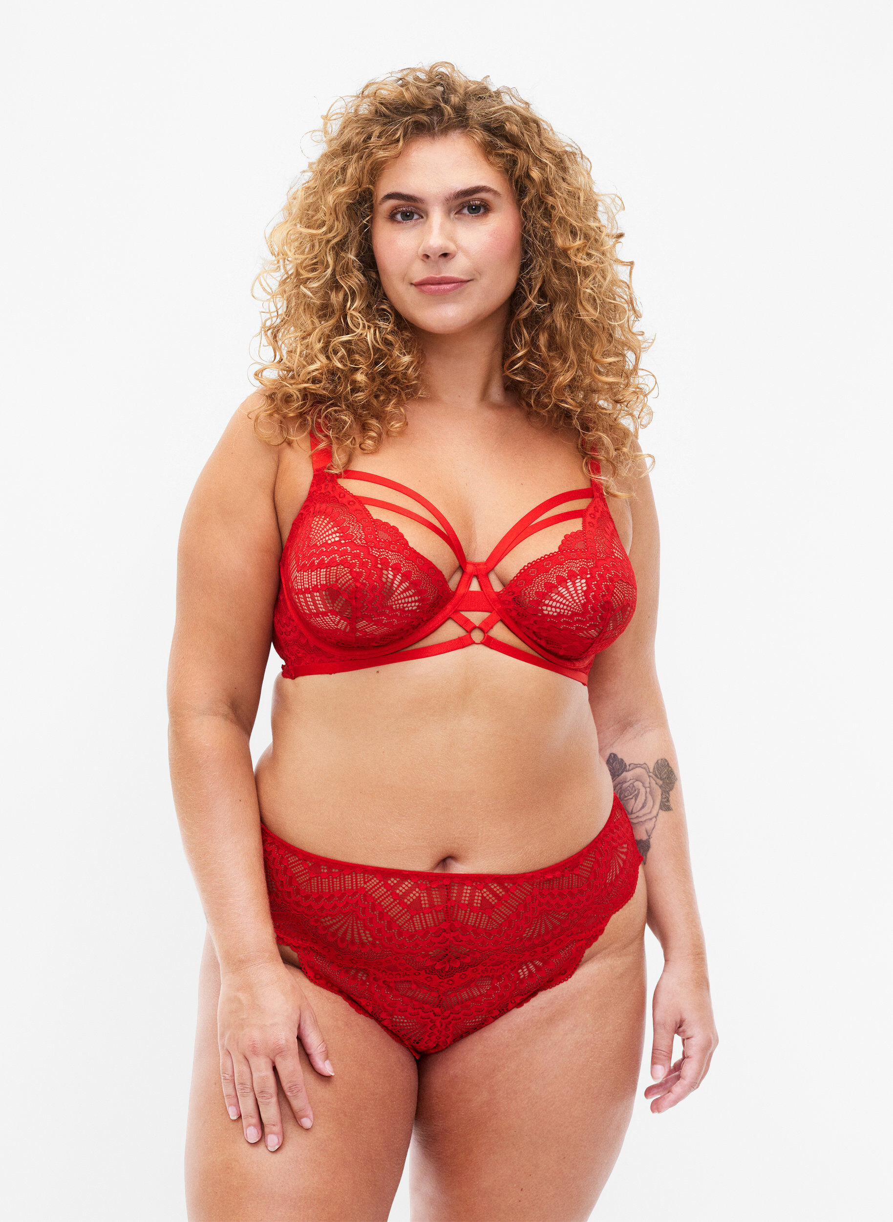 Zizzi Spitzen-G-String mit normaler Taille, Salsa, Model image number 0