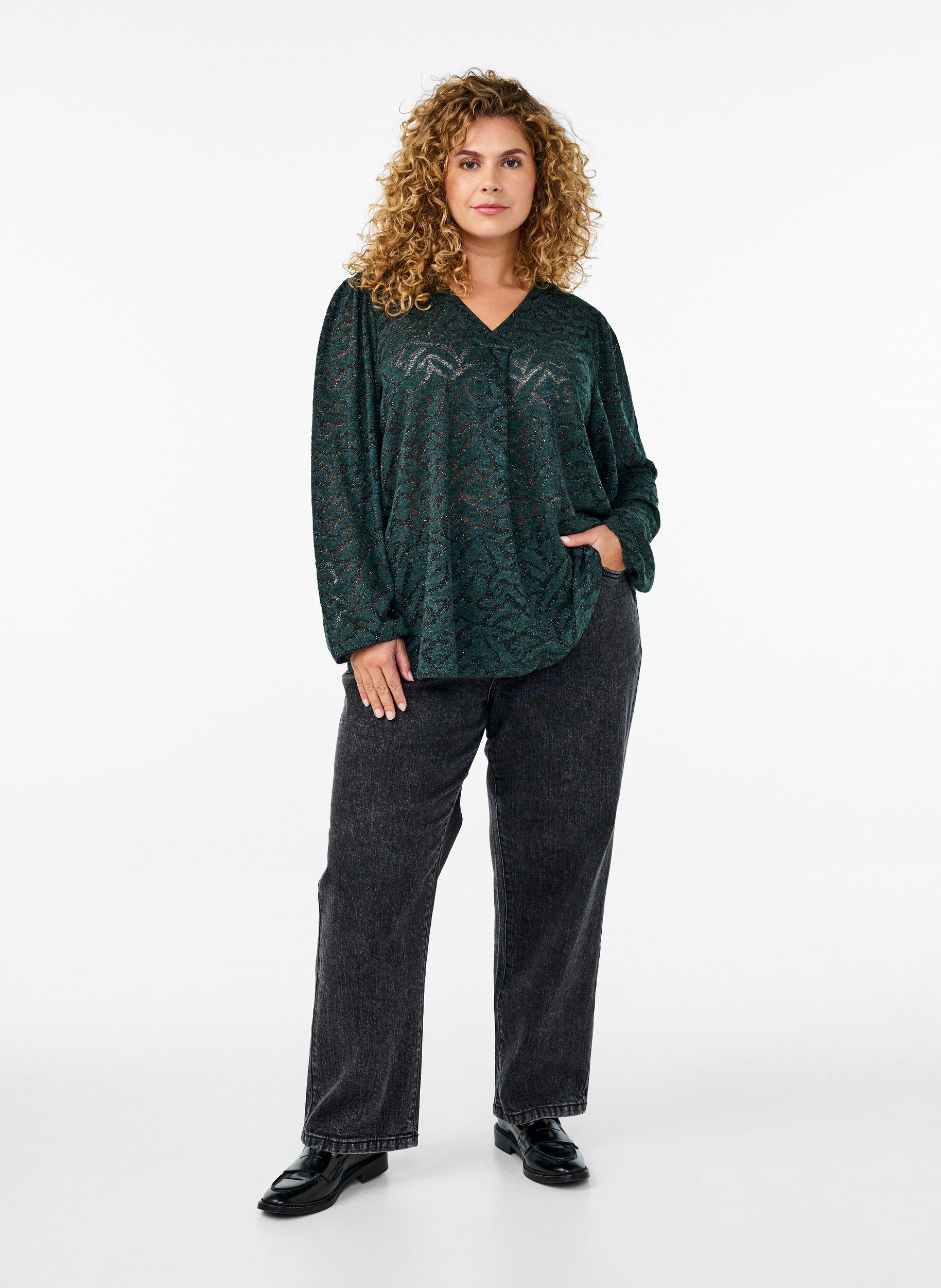Zizzi Lang&auml;rmlige Bluse mit Glitzer und Muster, Gr&uuml;n, Model image number 1