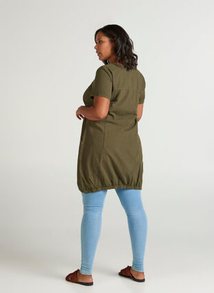 Kleid mit Taschen, Ivy green, Model image number 2