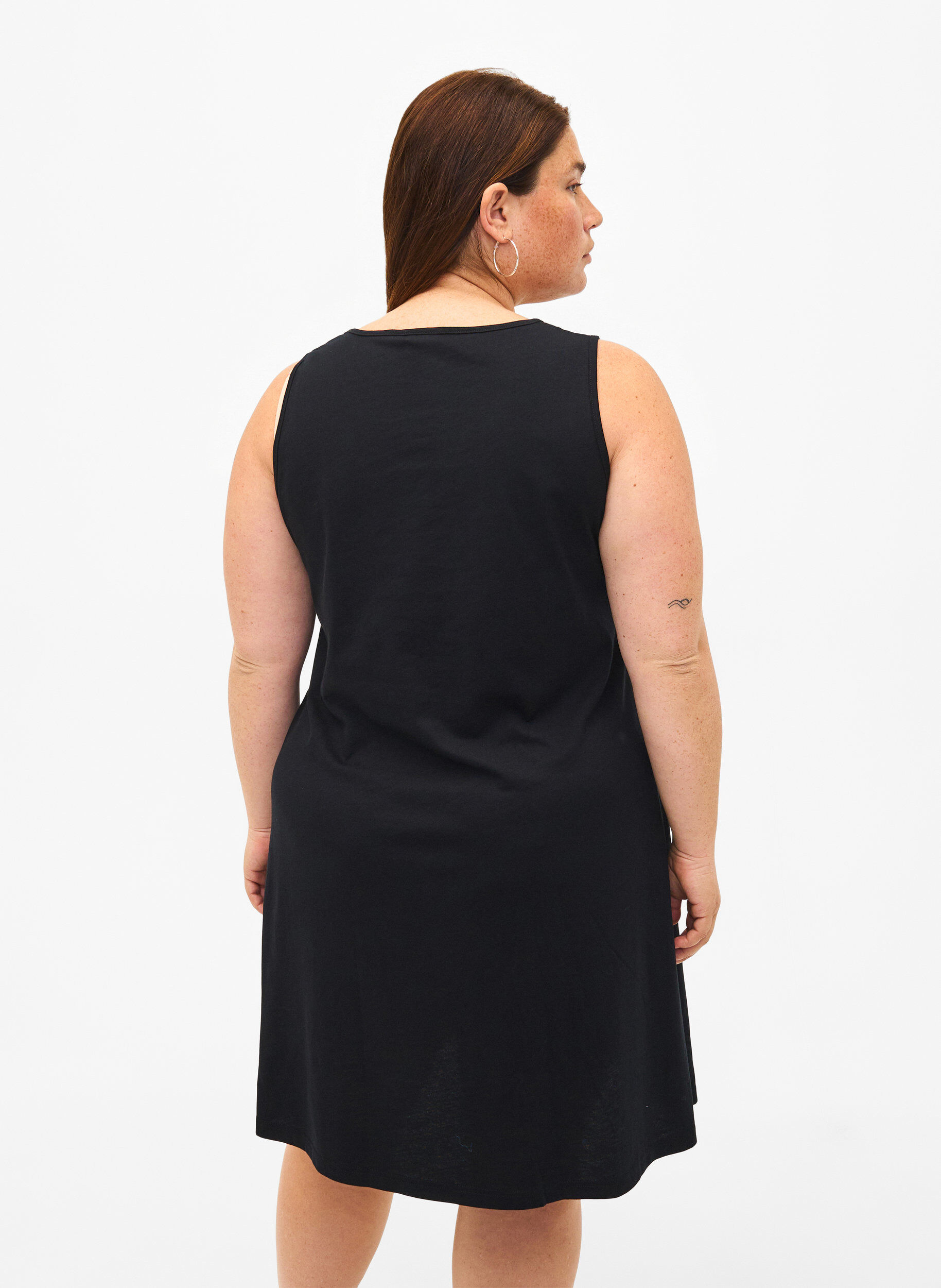 Zizzi &Auml;rmelloses Kleid aus Baumwolle mit A-Linie, Black W. Summer, Model image number 1