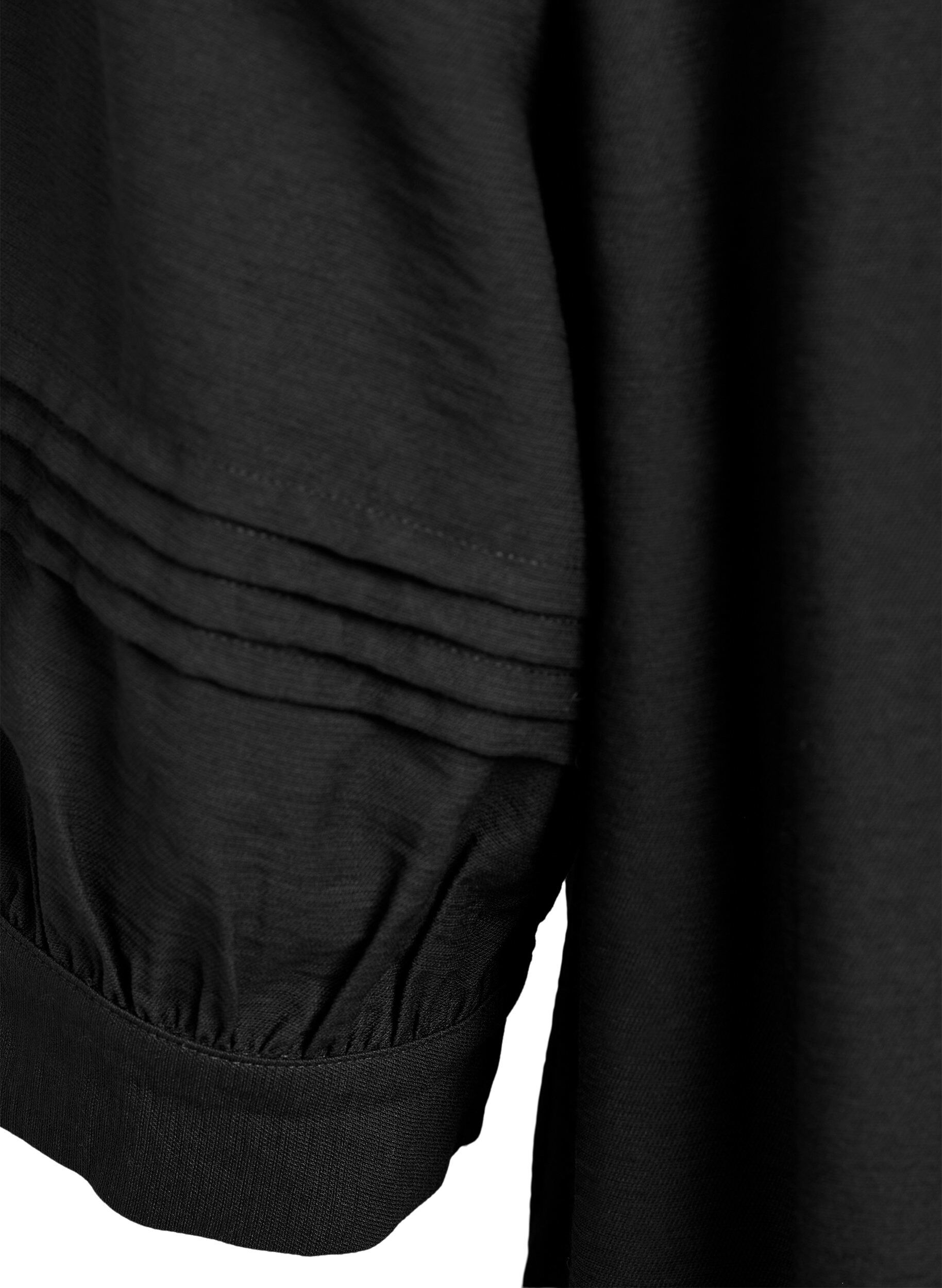 Zizzi Bluse mit 3/4-&Auml;rmeln und dekorativen Falten, Schwarz, Packshot image number 3