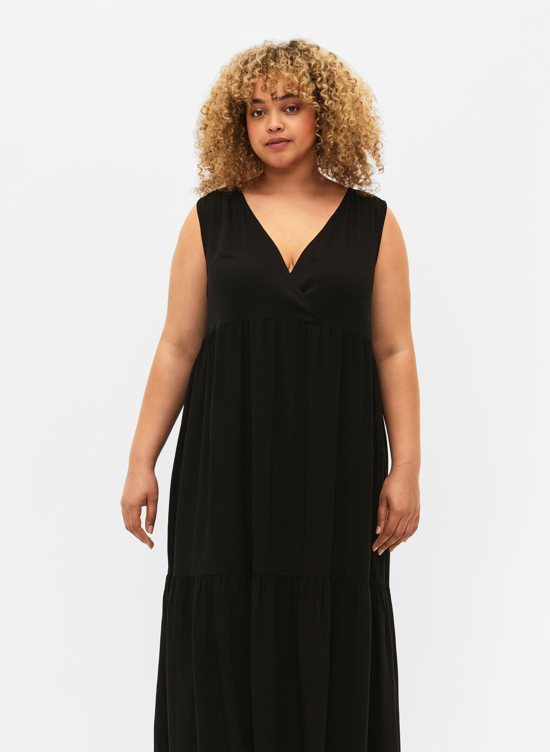 Zizzi &Auml;rmelloses Maxikleid aus Viskose, Black, Model image number 2
