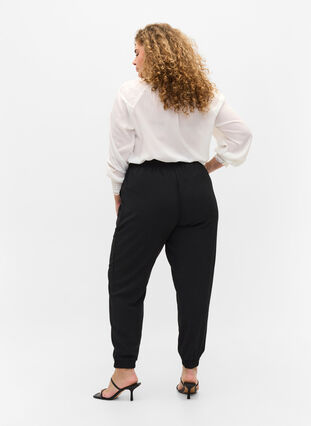 Hosen mit Taschen und elastischem Bündchen, Black, Model image number 1