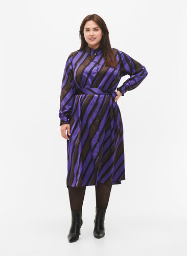 Hemdblusenkleid aus Satin mit diagonalen Streifen, Stripe AOP, Model image number 3