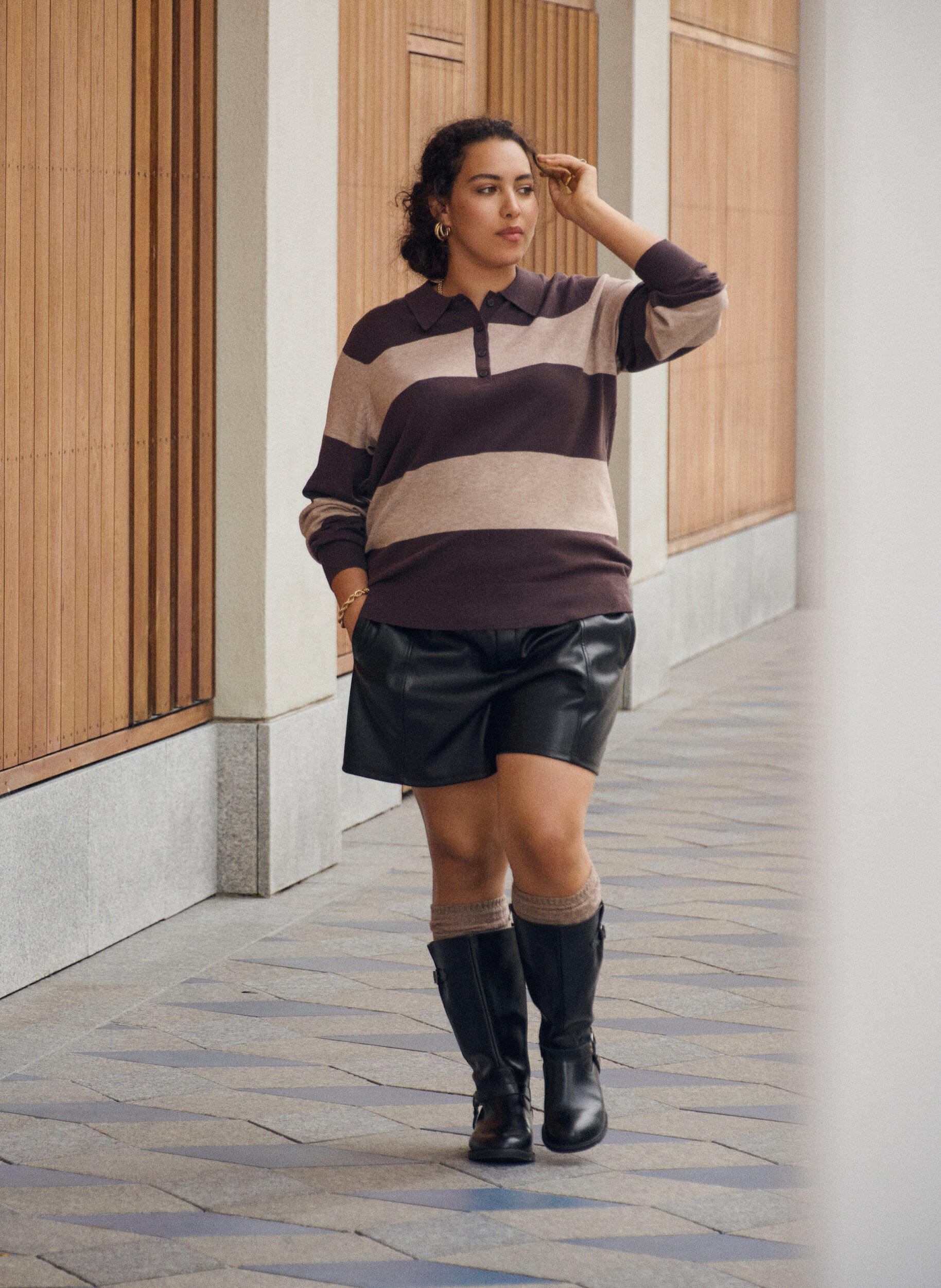 Zizzi Strickbluse mit Kragen, Braun, Image image number 0