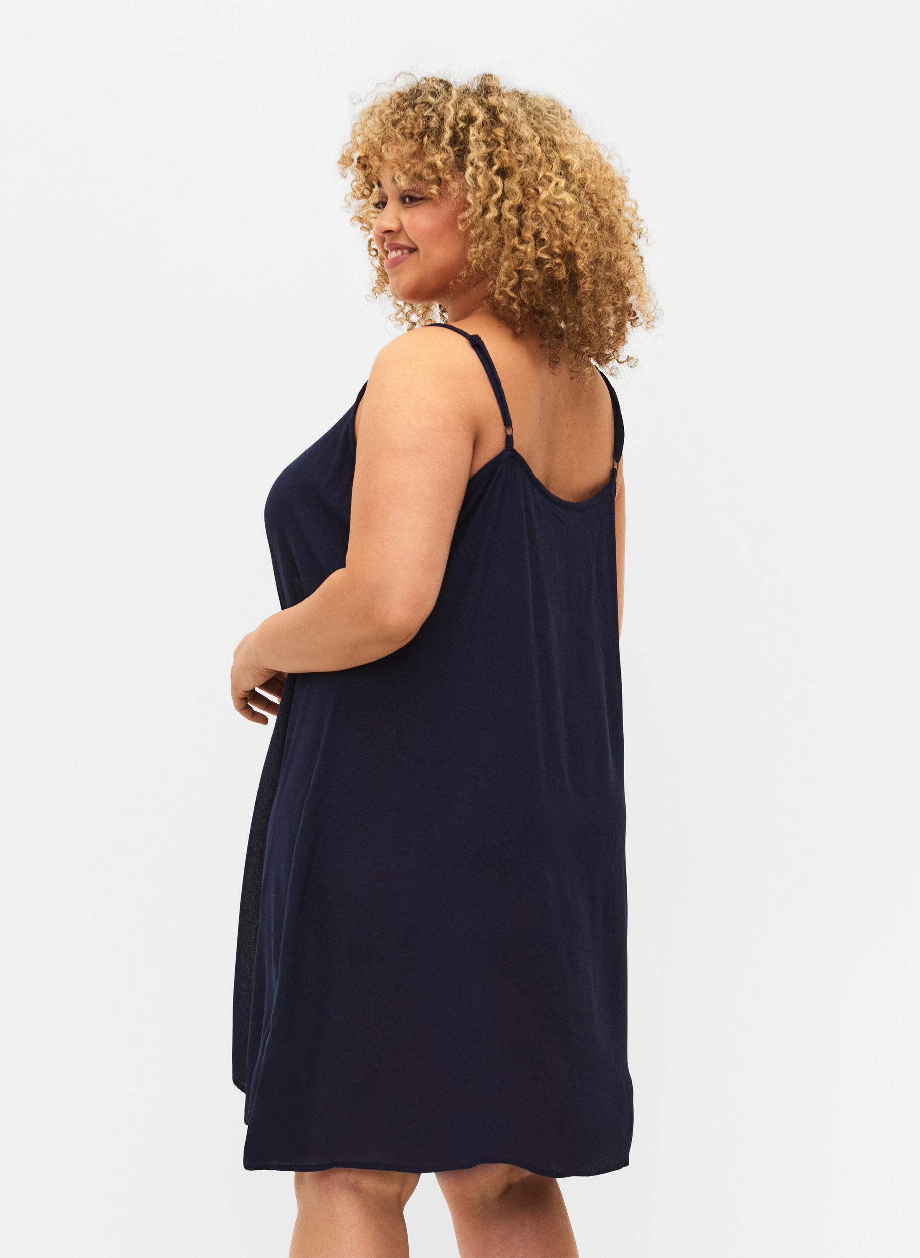 Zizzi Einfarbiges Tr&auml;gerkleid aus Viskose, Blau, Model image number 2