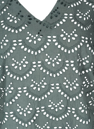 Tunika aus Baumwolle mit Lochstickerei, Balsam Green, Packshot image number 2