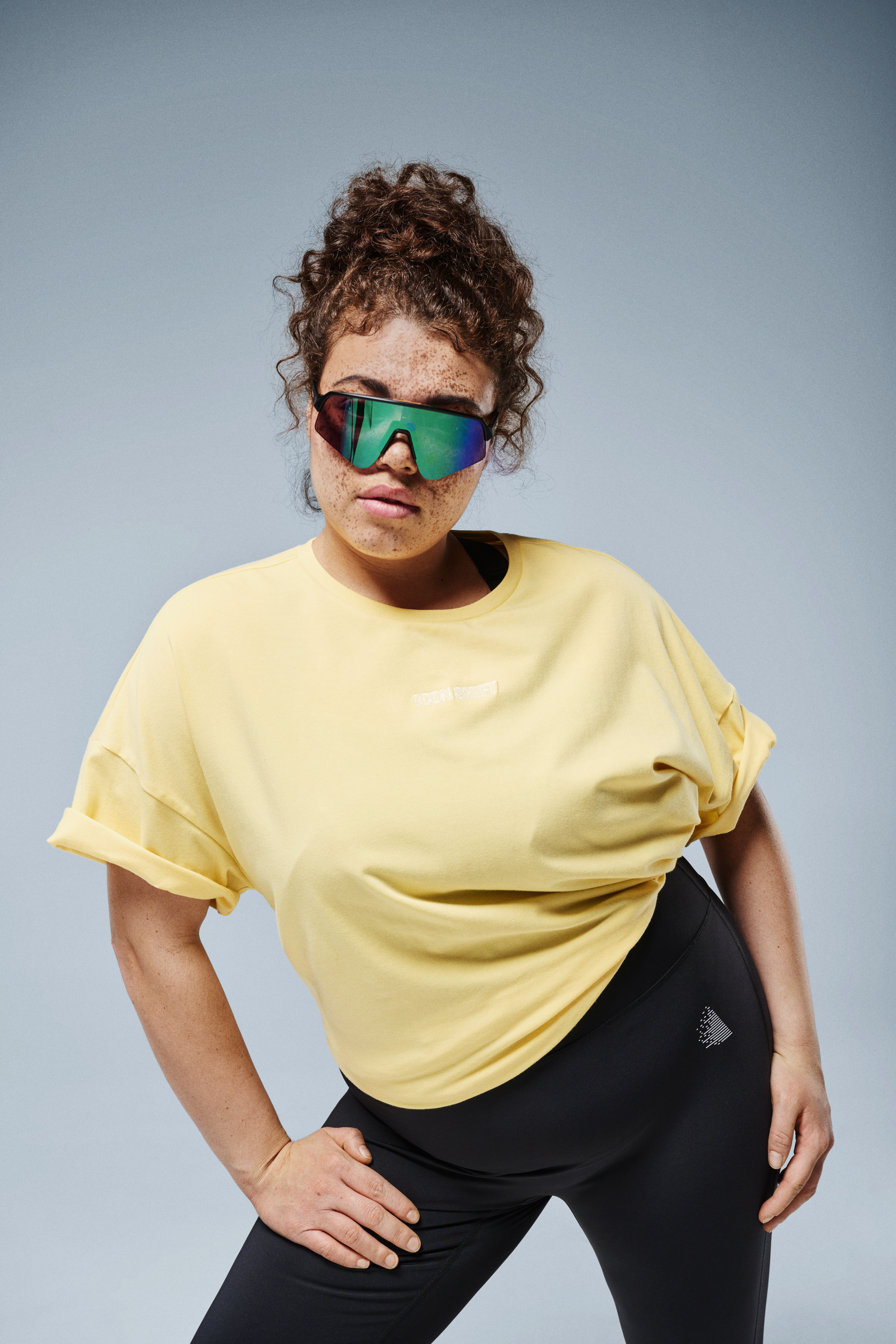 T-Shirt und Hoodie, , Model