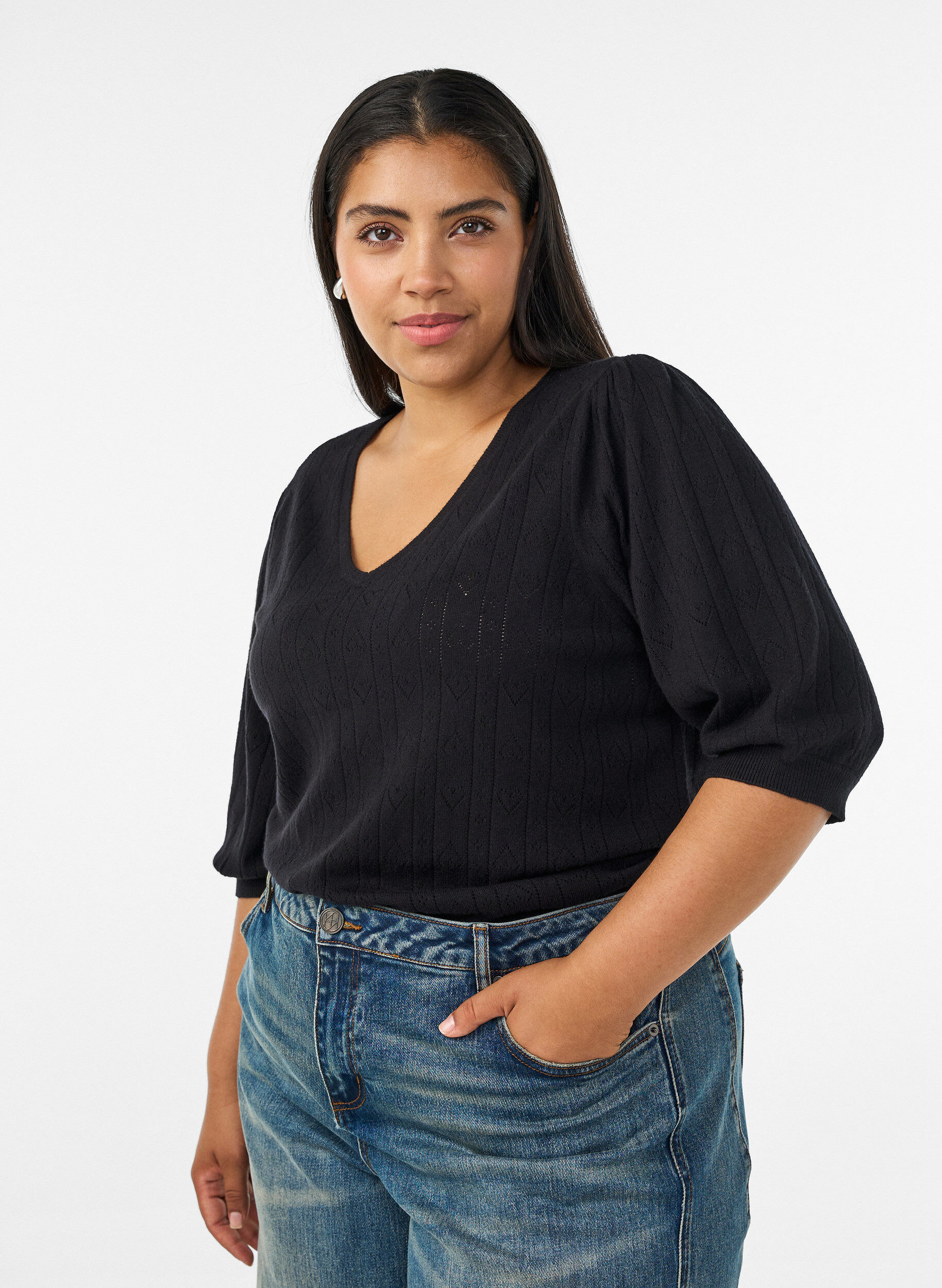 ZizziKurz&auml;rmelige Bluse aus Strick mit Pointelle-Muster, Schwarz, Model image number 0