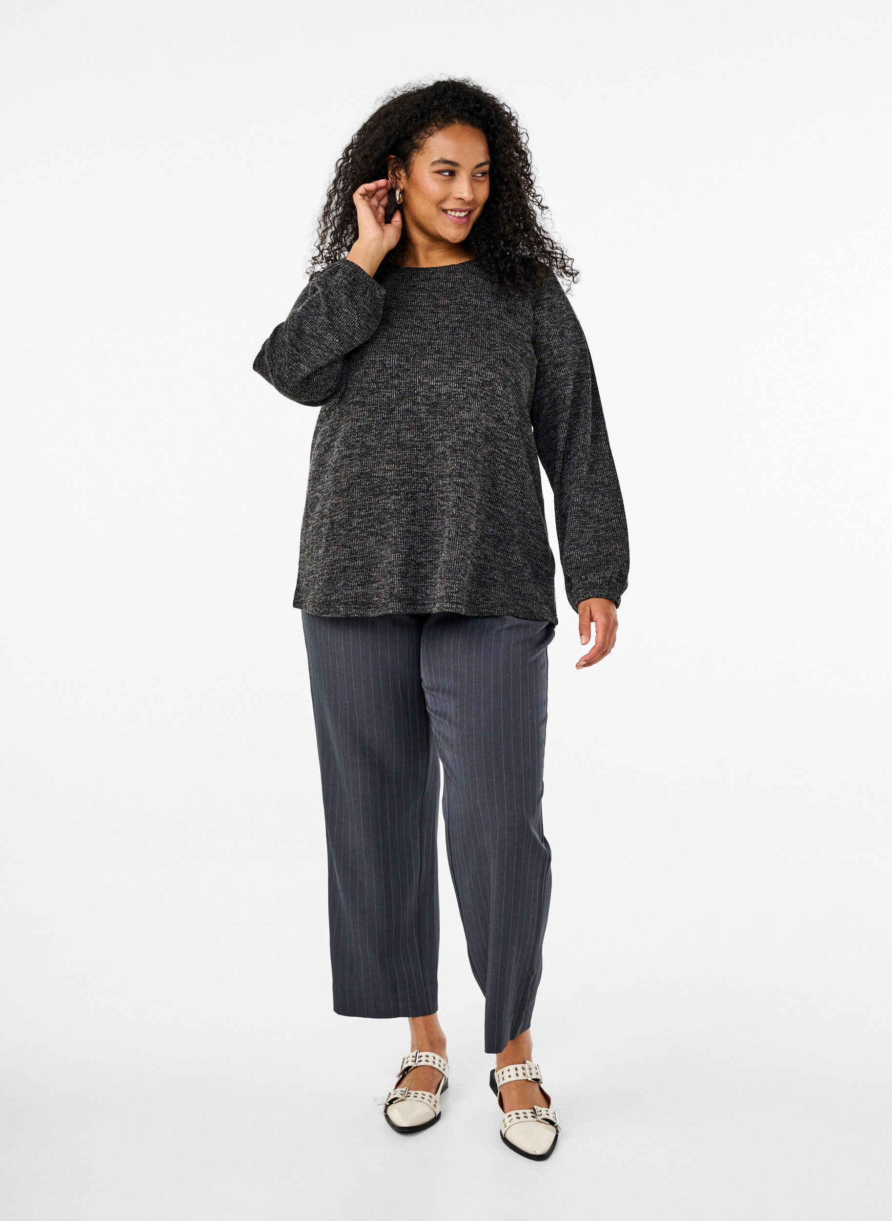 Zizzi FLASH - Bluse aus Jersey mit langen &Auml;rmeln, Grau, Model image number 1