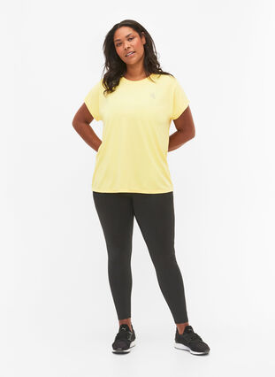 Kurzärmeliges Trainings-T-Shirt, Lemon Meringue, Model image number 2