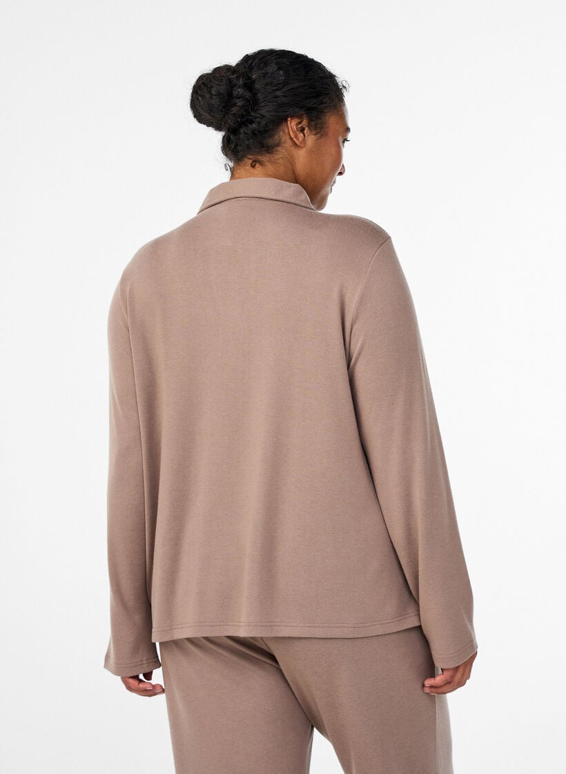 Lang&auml;rmelige Bluse aus Jersey mit Kragen, Braun, Model image number 2