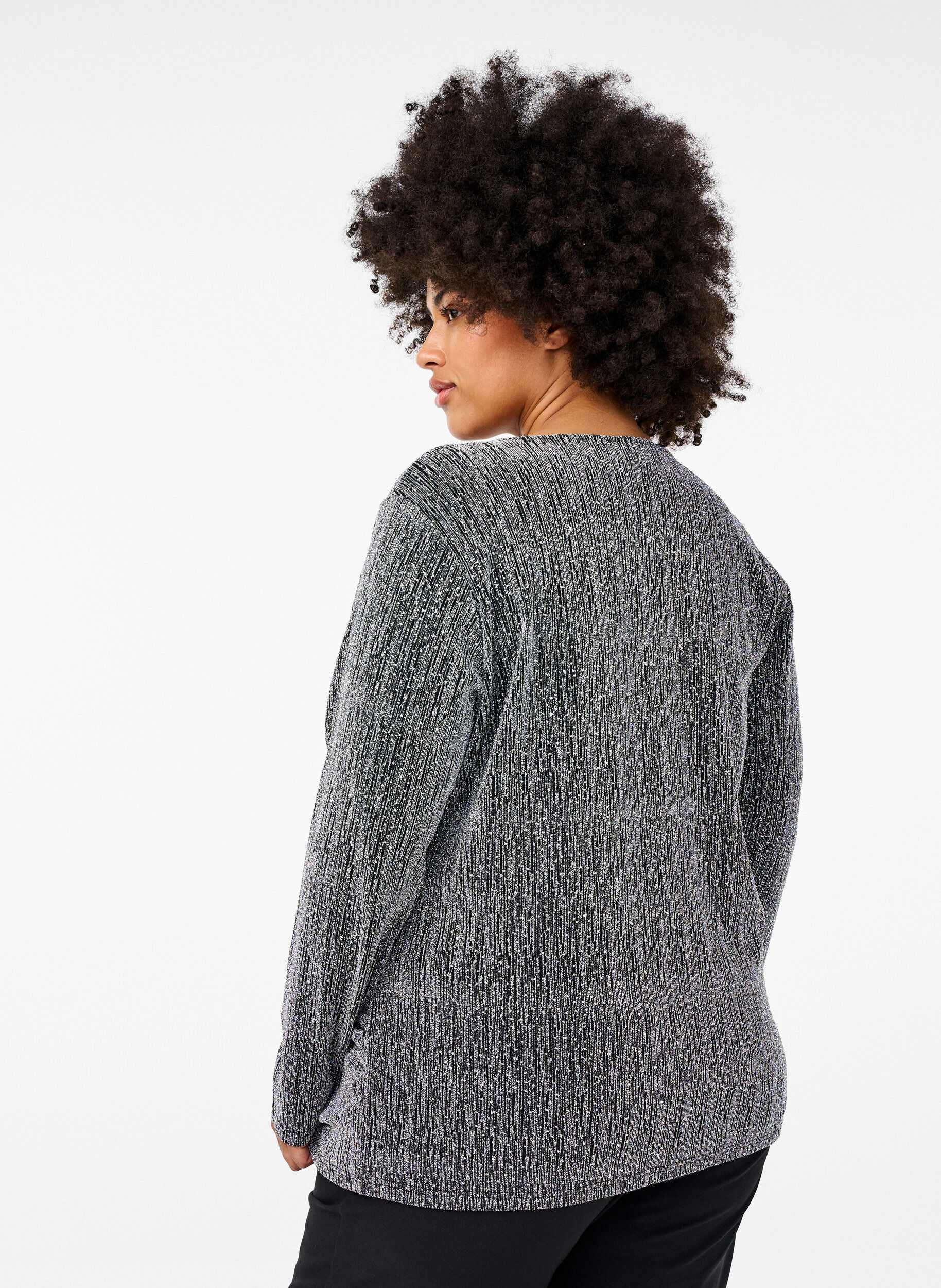 Zizzi Glitzer-Party-Top mit Wickeloptik, Schwarz, Model image number 2