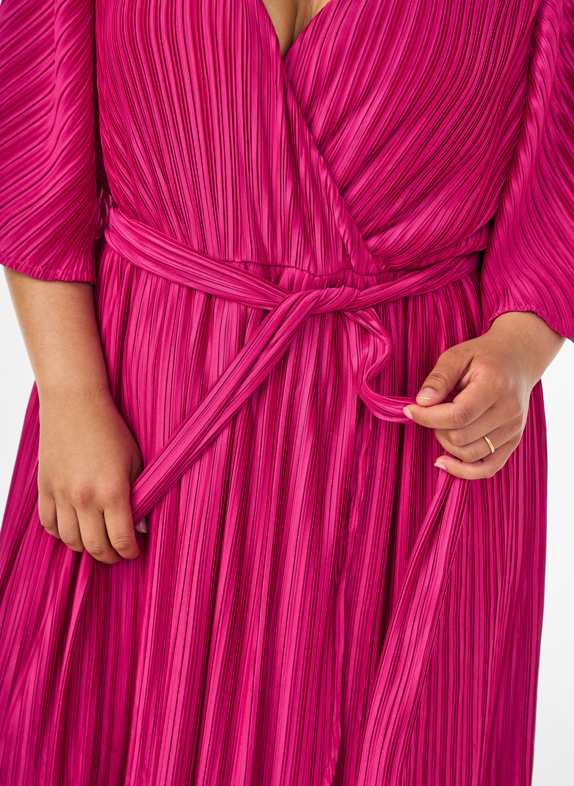 ZizziMidikleid mit Plisseefalten und Fledermaus&auml;rmeln, Pink, Model image number 2