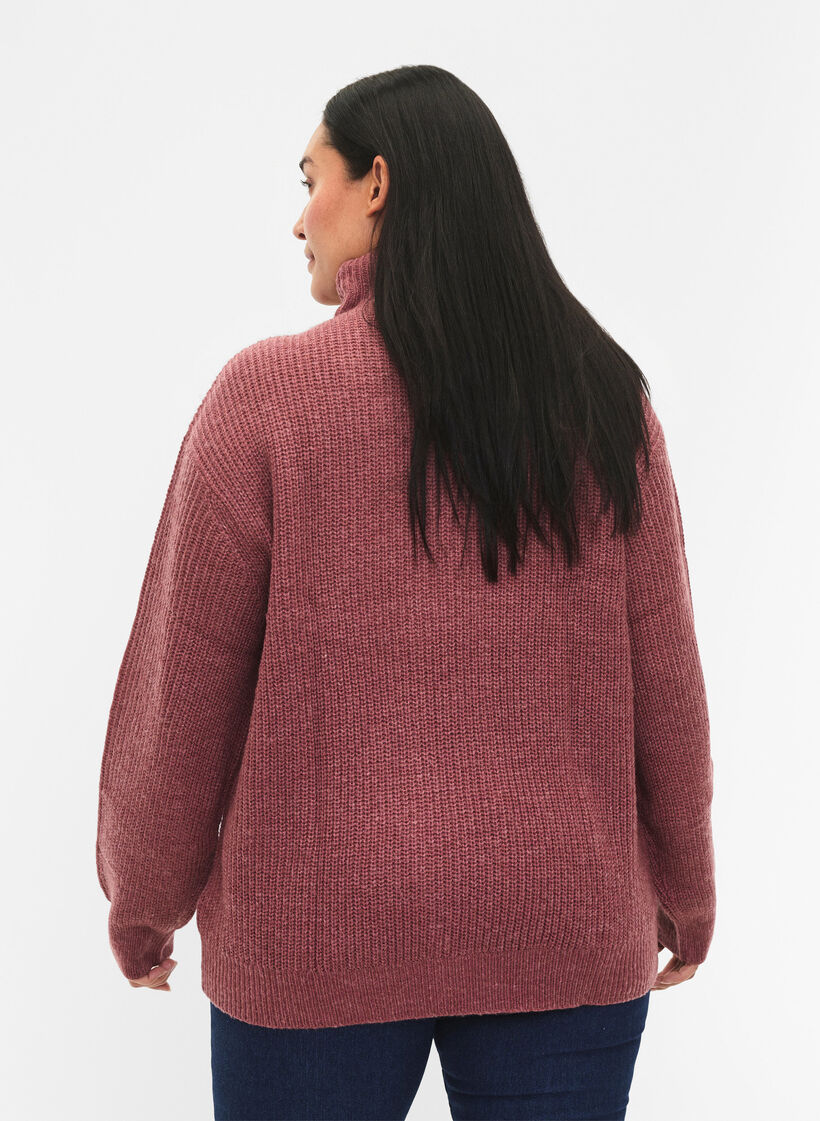 Strickpullover mit hohem Kragen und Rei&szlig;verschluss, Rot, Model image number 2