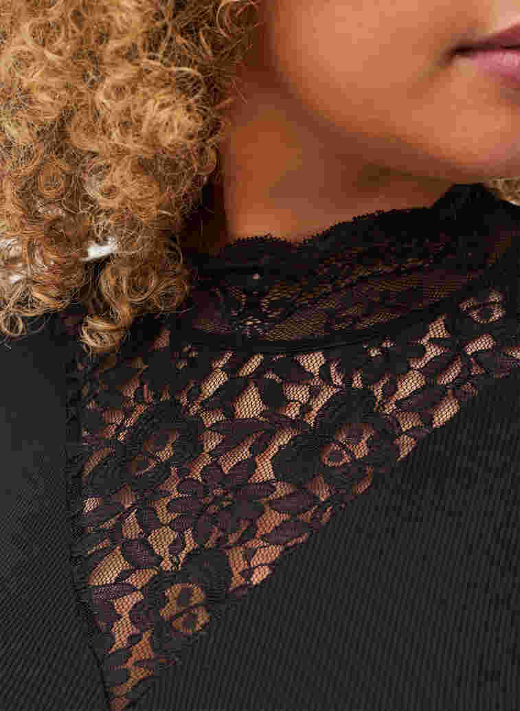 Hochgeschlossene Bluse mit Spitze, Black, Model image number 2