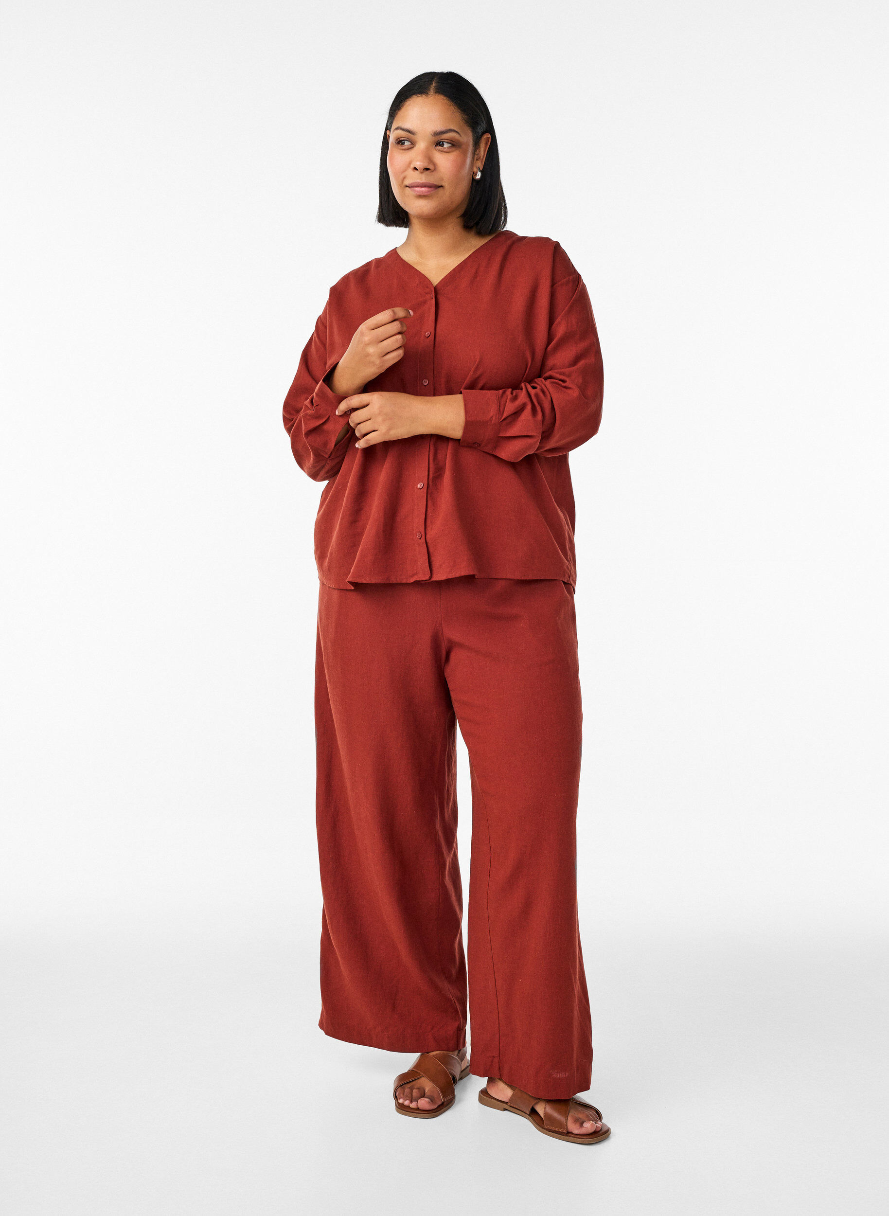 Zizzi Hose aus Leinen und Viskose mit weitem Bein, Rot, Model image number 0
