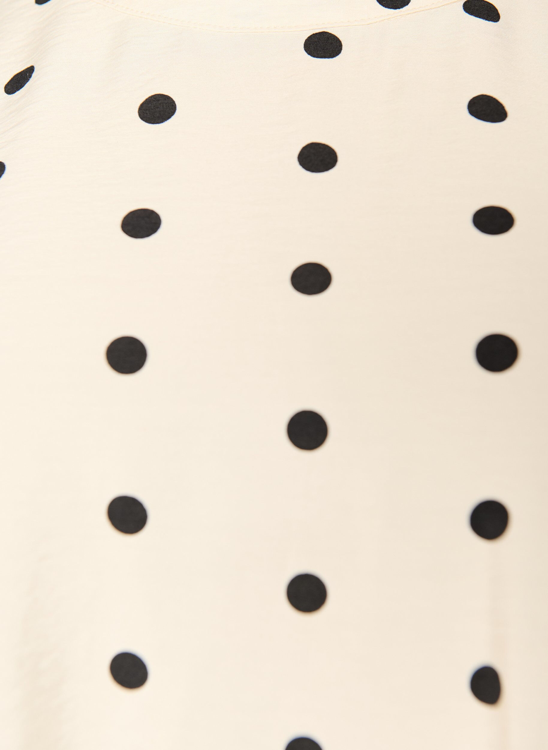 ZizziBluse aus Viskose mit Punkten und 1/2-&Auml;rmeln, Vanille, Packshot image number 2