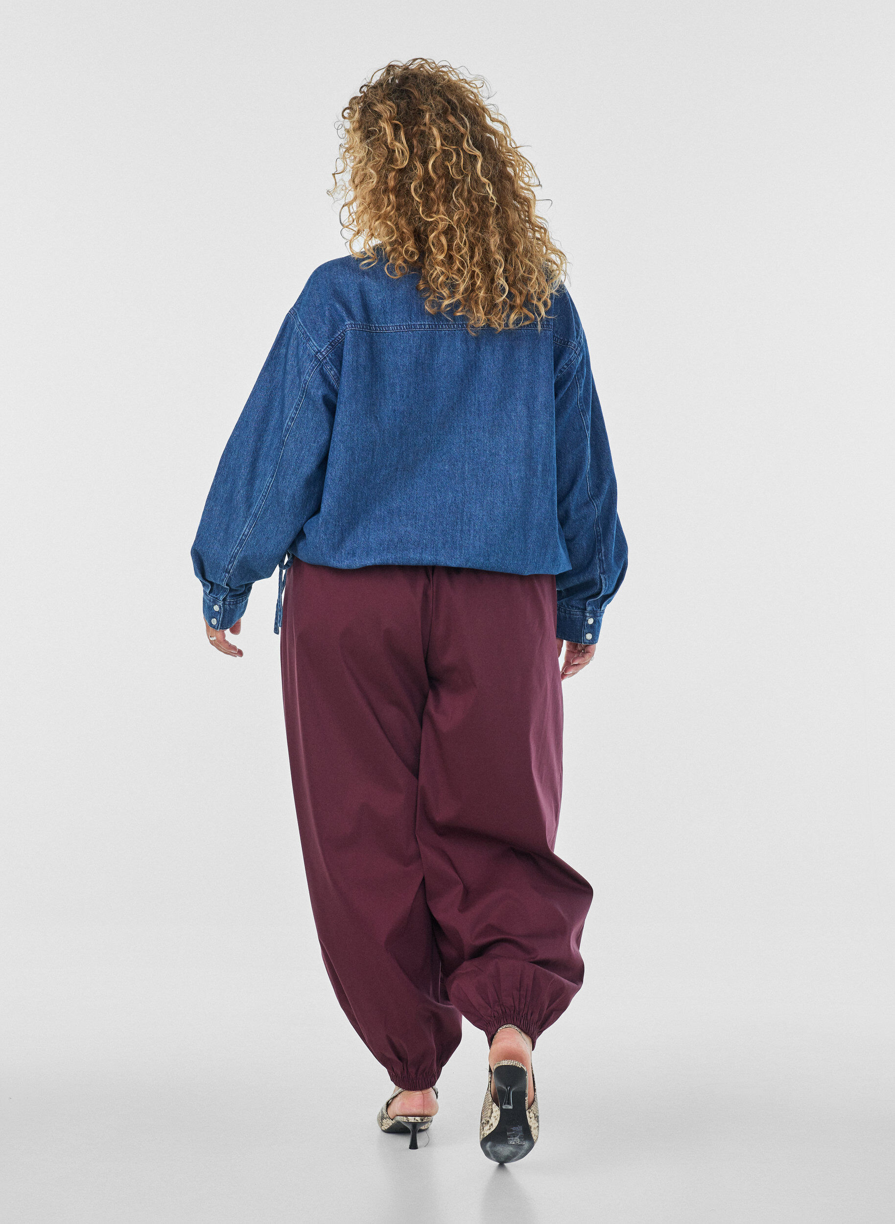 ZizziBallonhose mit Taschen und elastischem Bund, Rot, Model image number 1