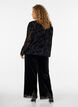Samthose mit Spitzenbesatz und weitem Bein, Schwarz, Model image number 2