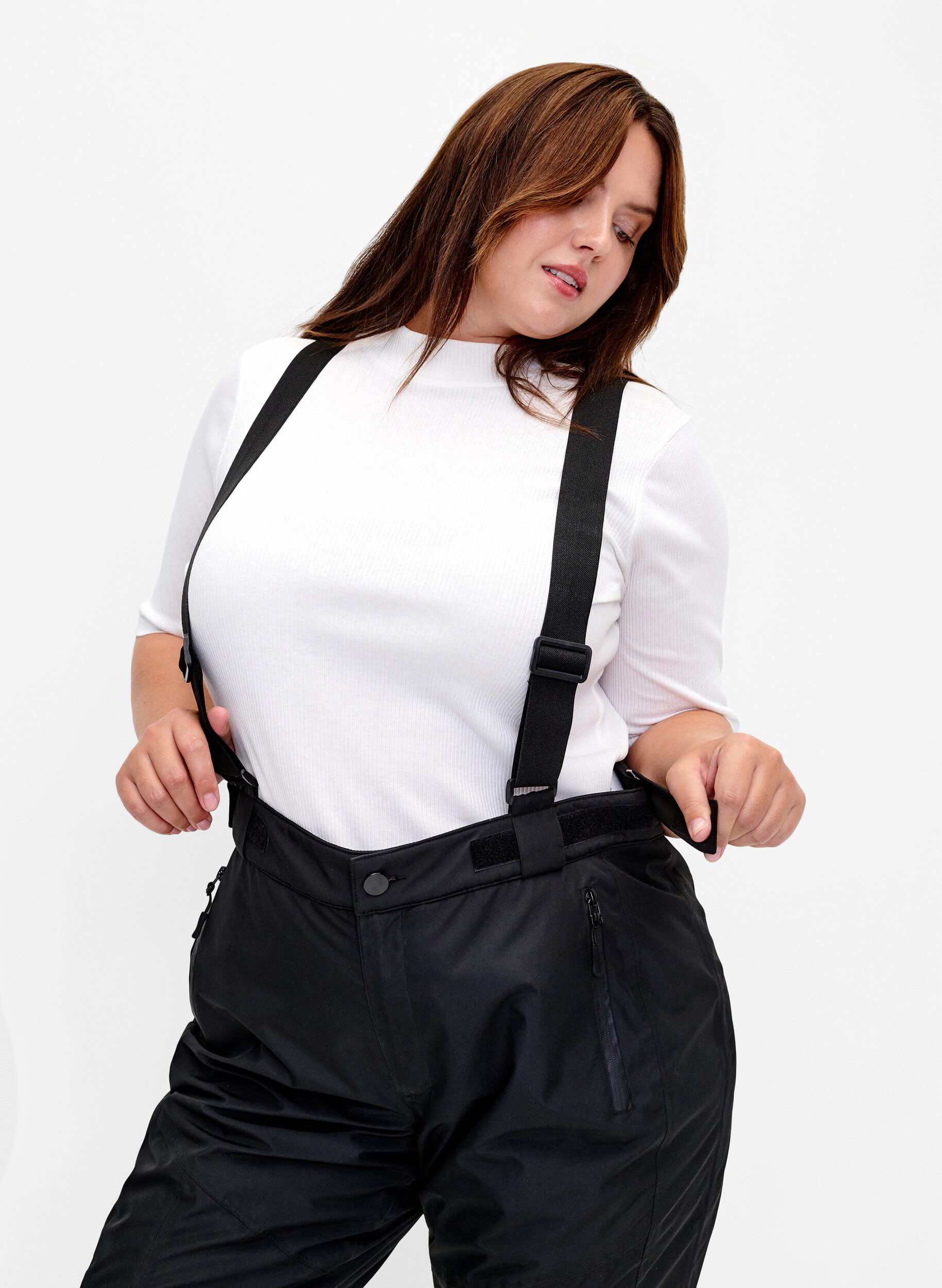 Zizzi Skihose mit Hosentr&auml;gern, Black, Model image number 2