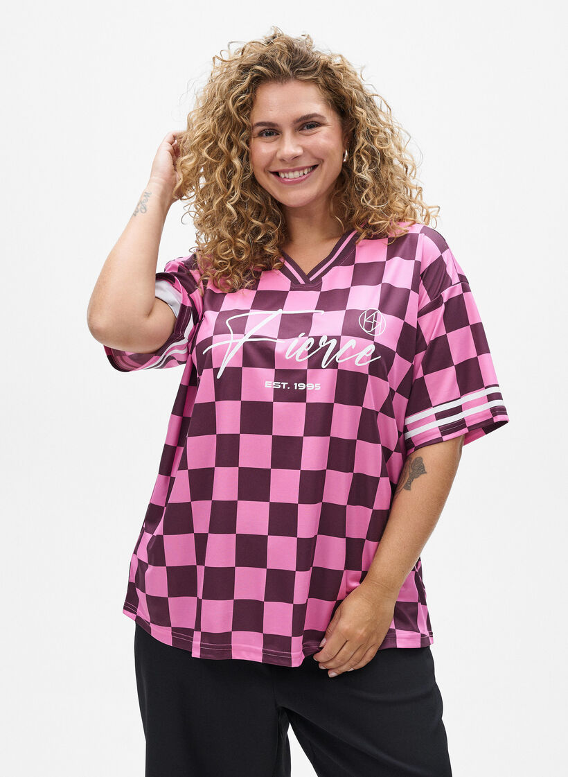 Sportliches T-Shirt mit Karomuster und Textaufdruck, Rot, Model image number 0