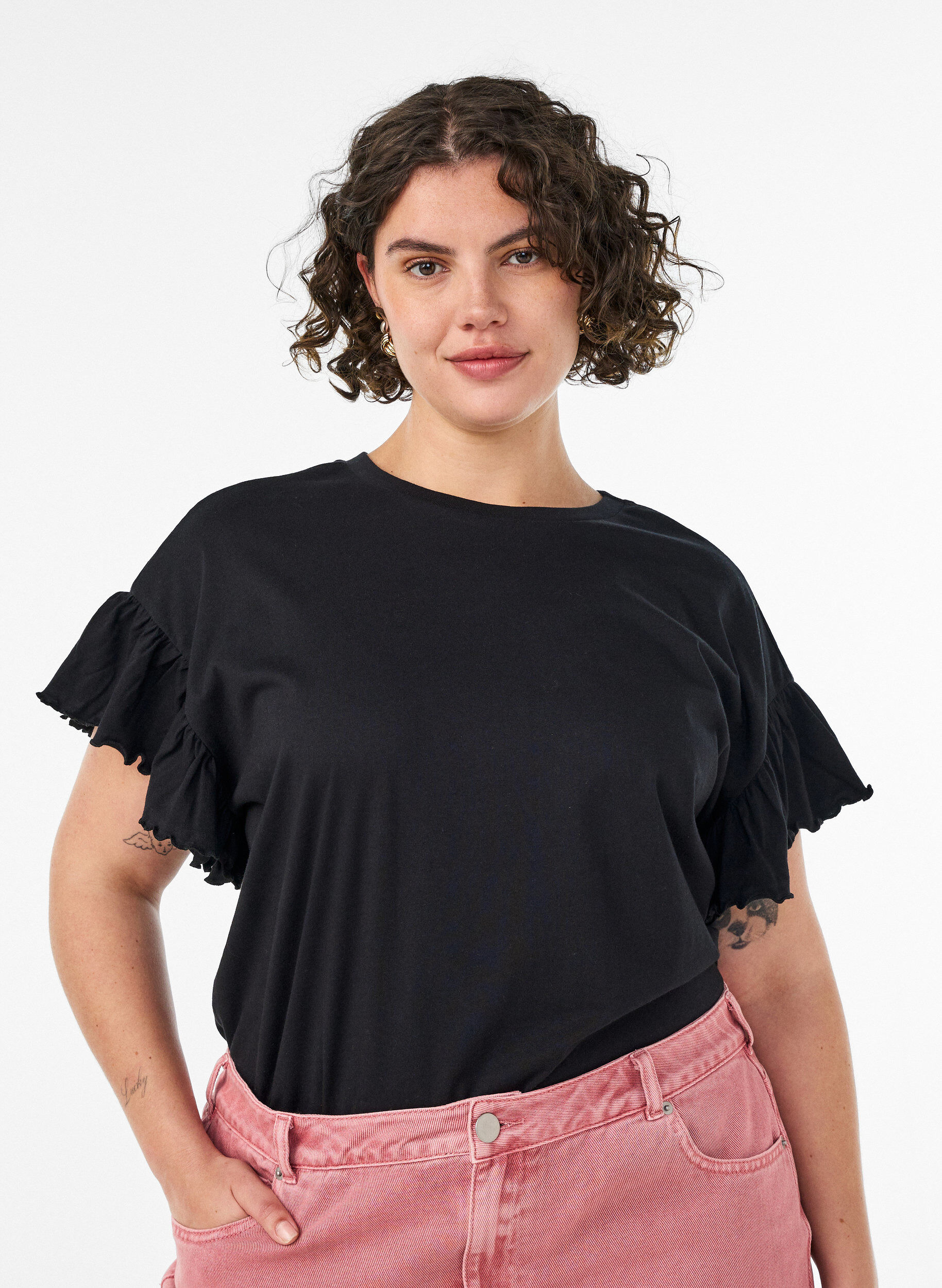 ZizziT-Shirt aus Bio-Baumwolle mit R&uuml;schen&auml;rmeln, Schwarz, Model image number 0