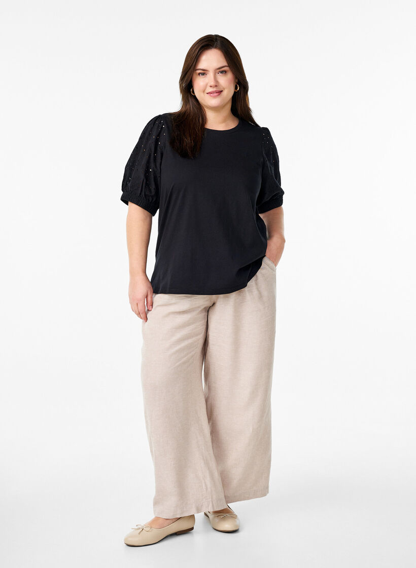 T-Shirt mit &Auml;rmeln aus Broderie Anglaise, Schwarz, Model image number 1