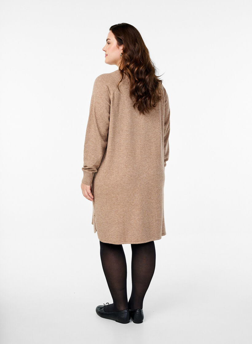 Strickkleid mit Rundhalsausschnitt und Strickmuster, Fossil Mel., Model image number 2
