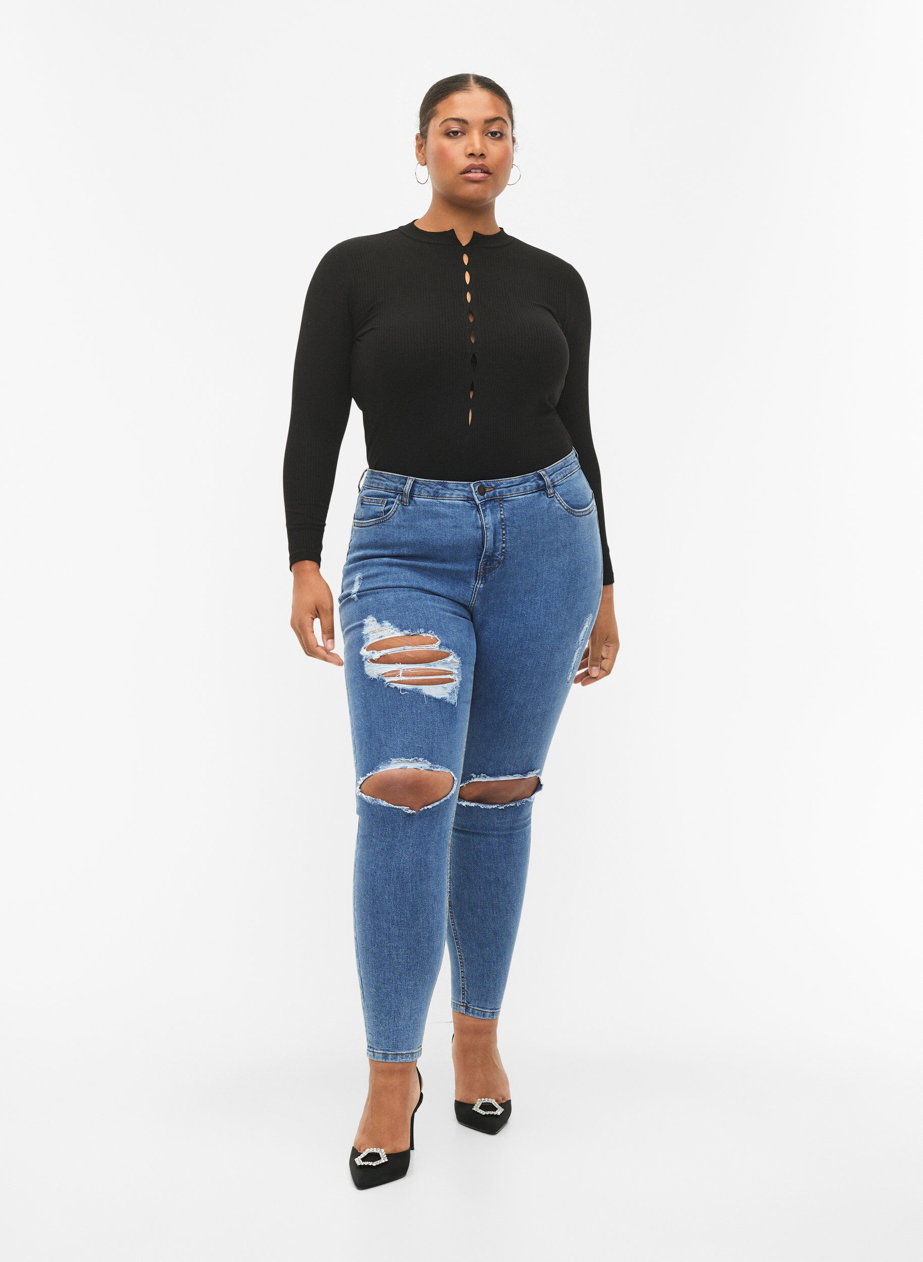 Zizzi Lang&auml;rmelige gerippte Bluse mit Lochdetails, Black, Model image number 2