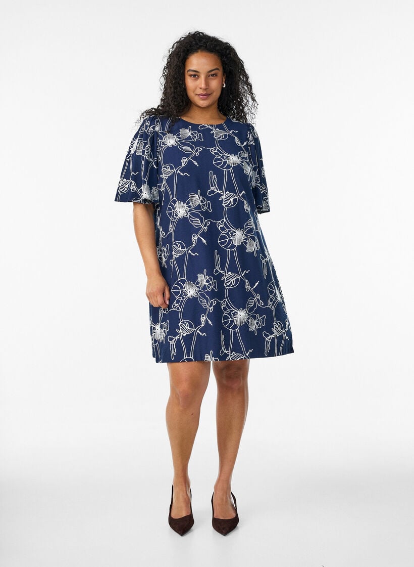 Kurzes A-Linienkleid mit Stickmuster, Blau, Model image number 1