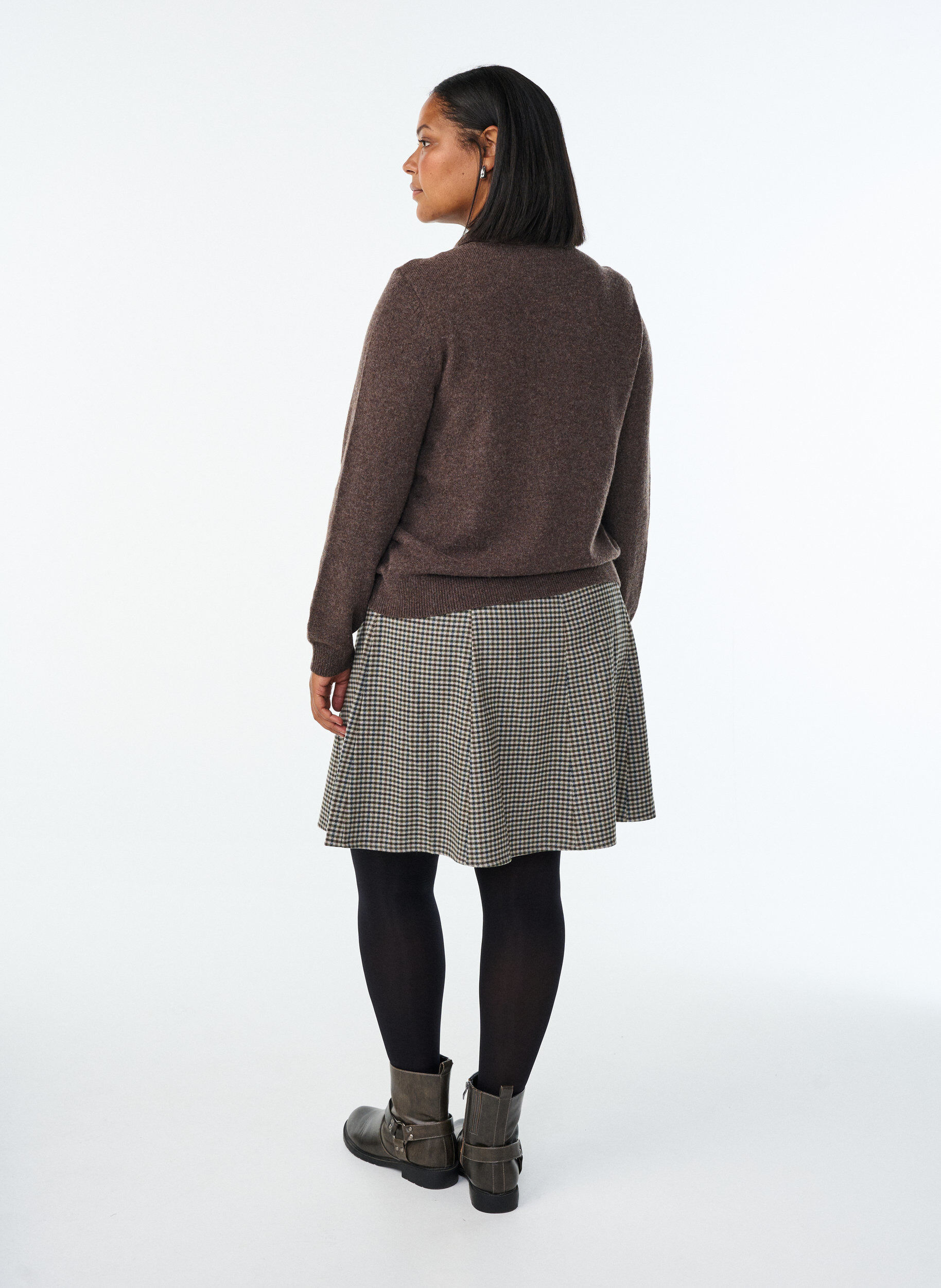 Zizzi Kurzer A-Linien-Rock, Braun, Model image number 2