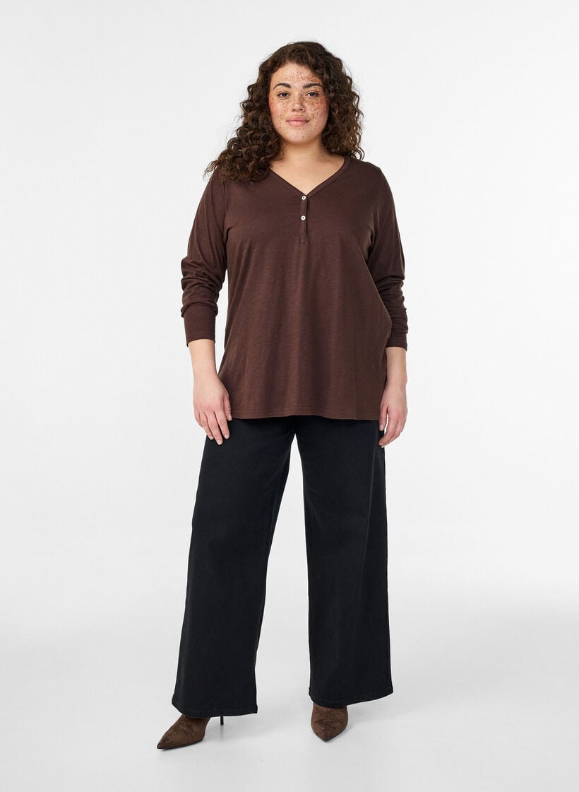 Langarmshirt mit V-Ausschnitt und Kn&ouml;pfen, Braun, Model image number 1